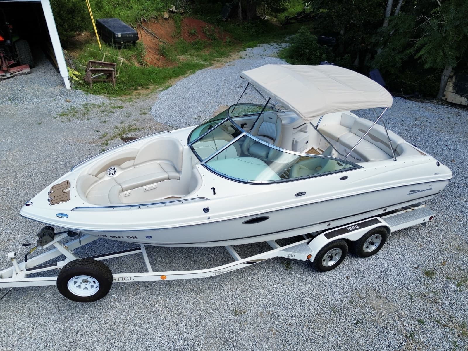 2002 Chaparral 230 SSi Bowrider - Photo 1