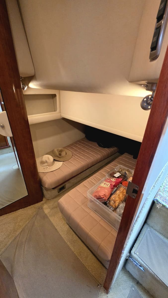 2004 Sea Ray 480 Motor Yacht - Photo 28