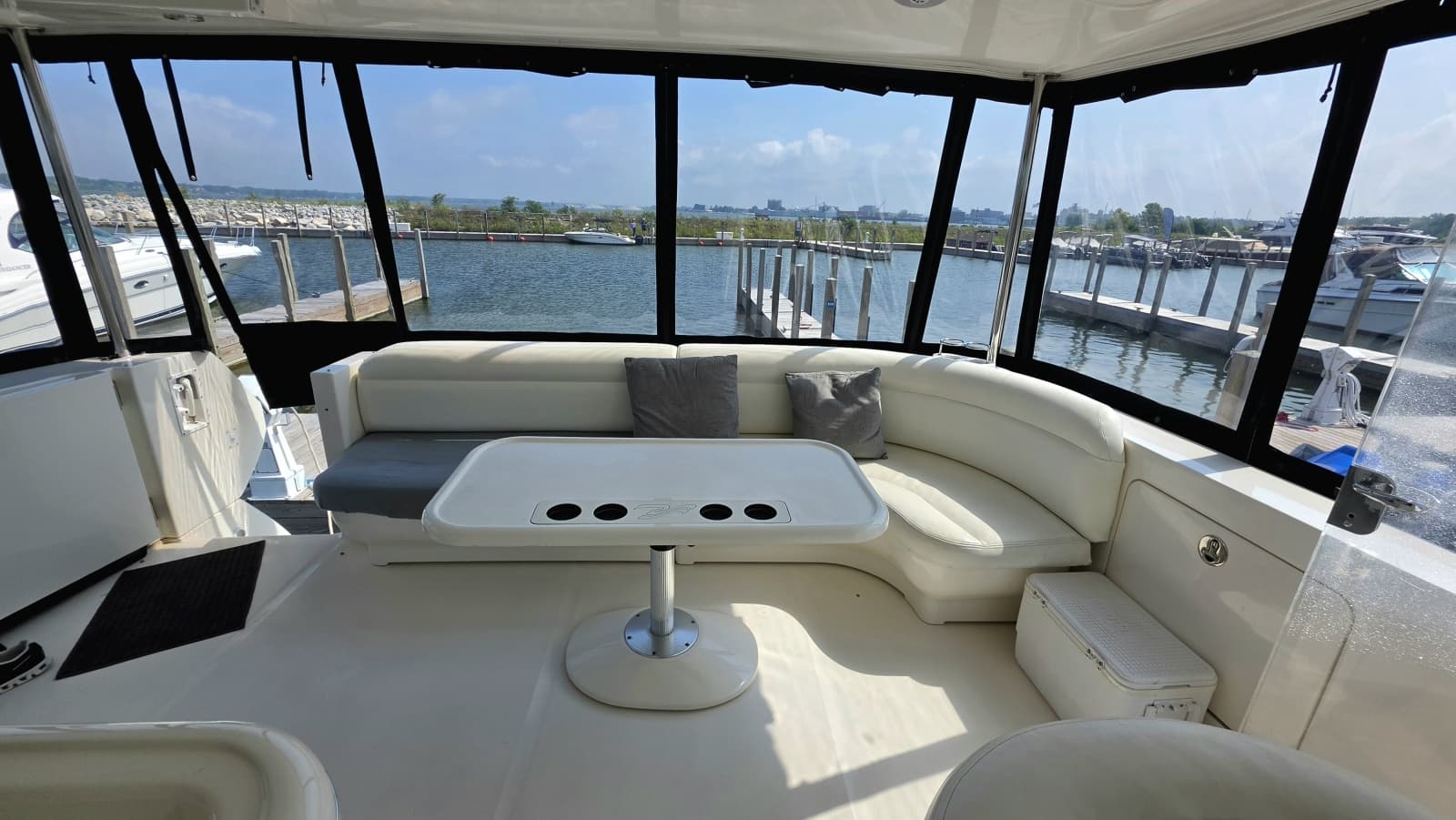 2004 Sea Ray 480 Motor Yacht - Photo 6
