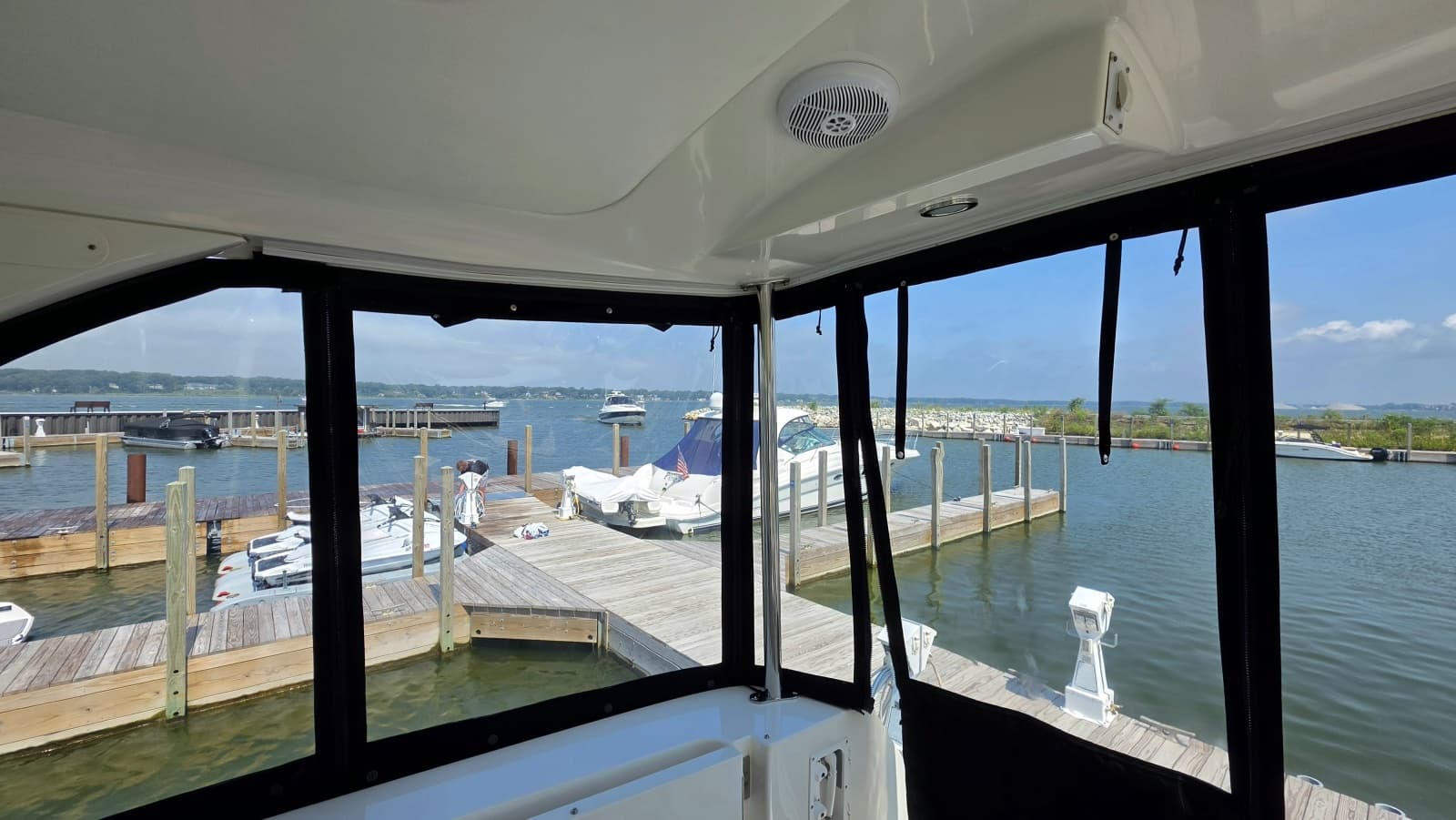 2004 Sea Ray 480 Motor Yacht - Photo 13