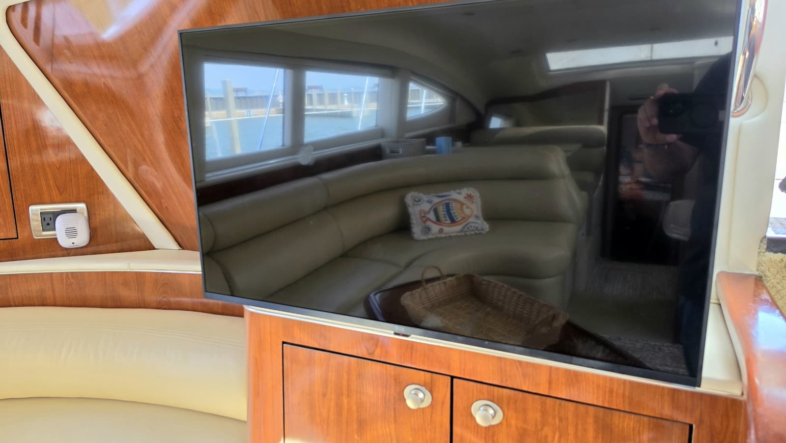 2004 Sea Ray 480 Motor Yacht - Photo 23