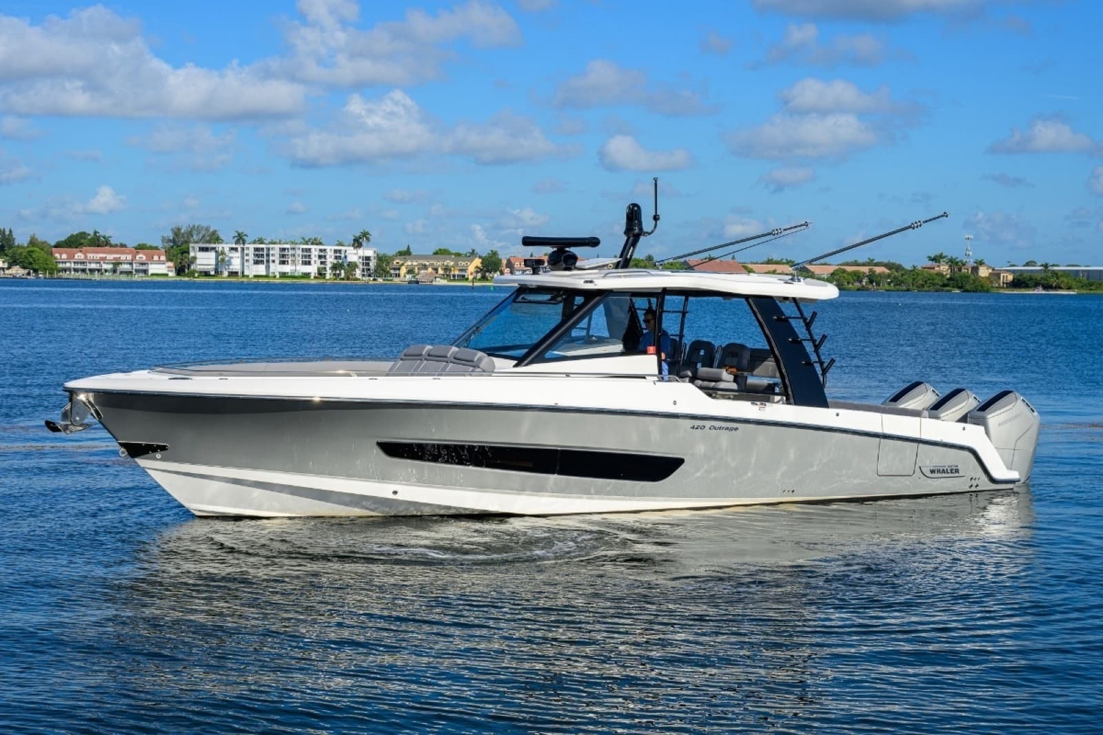 2024 Boston Whaler Outrage - Photo 62