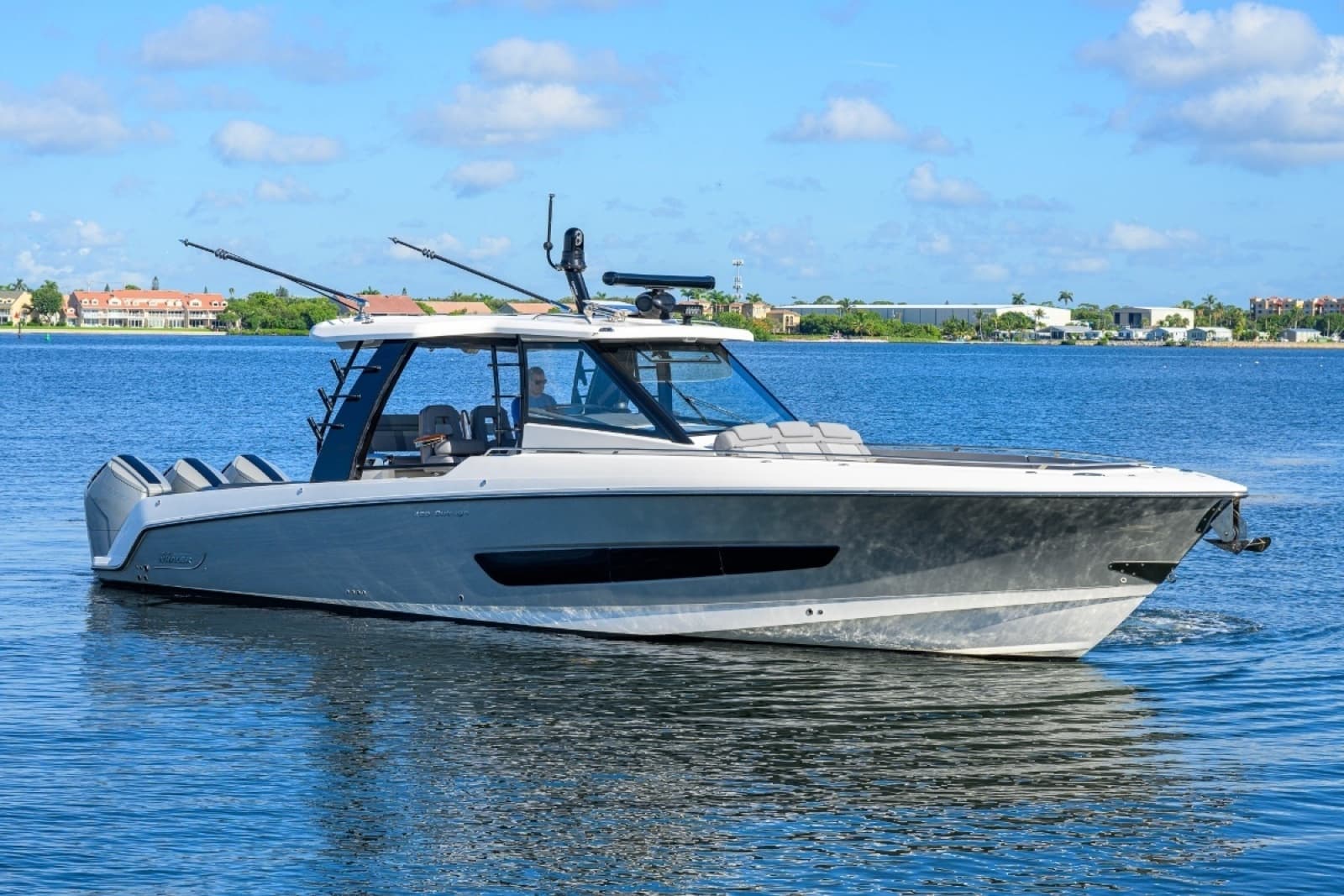 2024 Boston Whaler Outrage - Photo 59