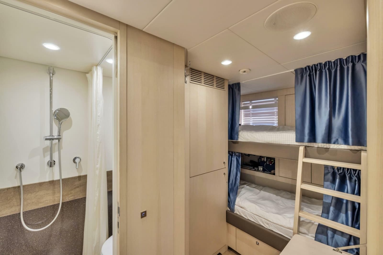 2019 Cerri Cantieri Navali Custom 31 Hybrid - Photo 52