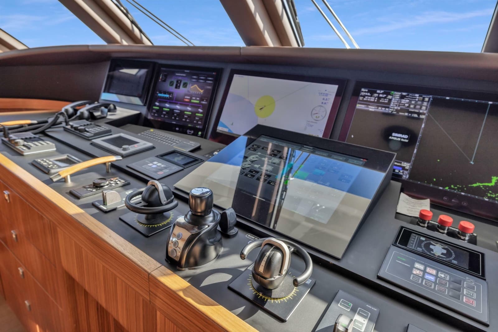2019 Cerri Cantieri Navali Custom 31 Hybrid - Photo 45