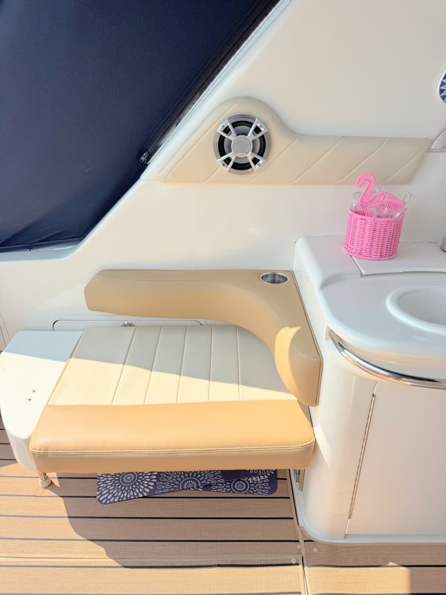 1999 Sea Ray 370 Sundancer - Photo 30