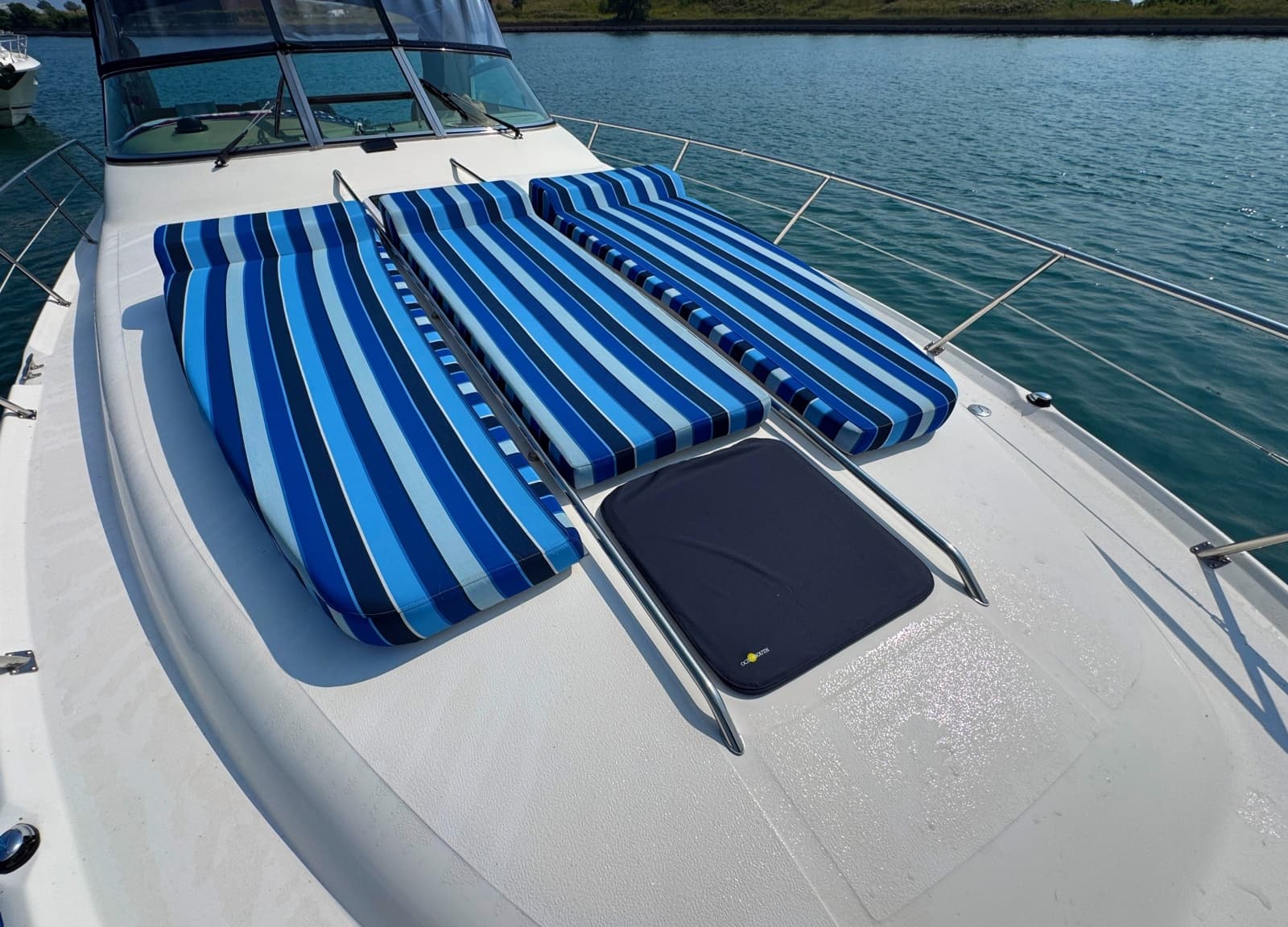 1999 Sea Ray 370 Sundancer - Photo 13