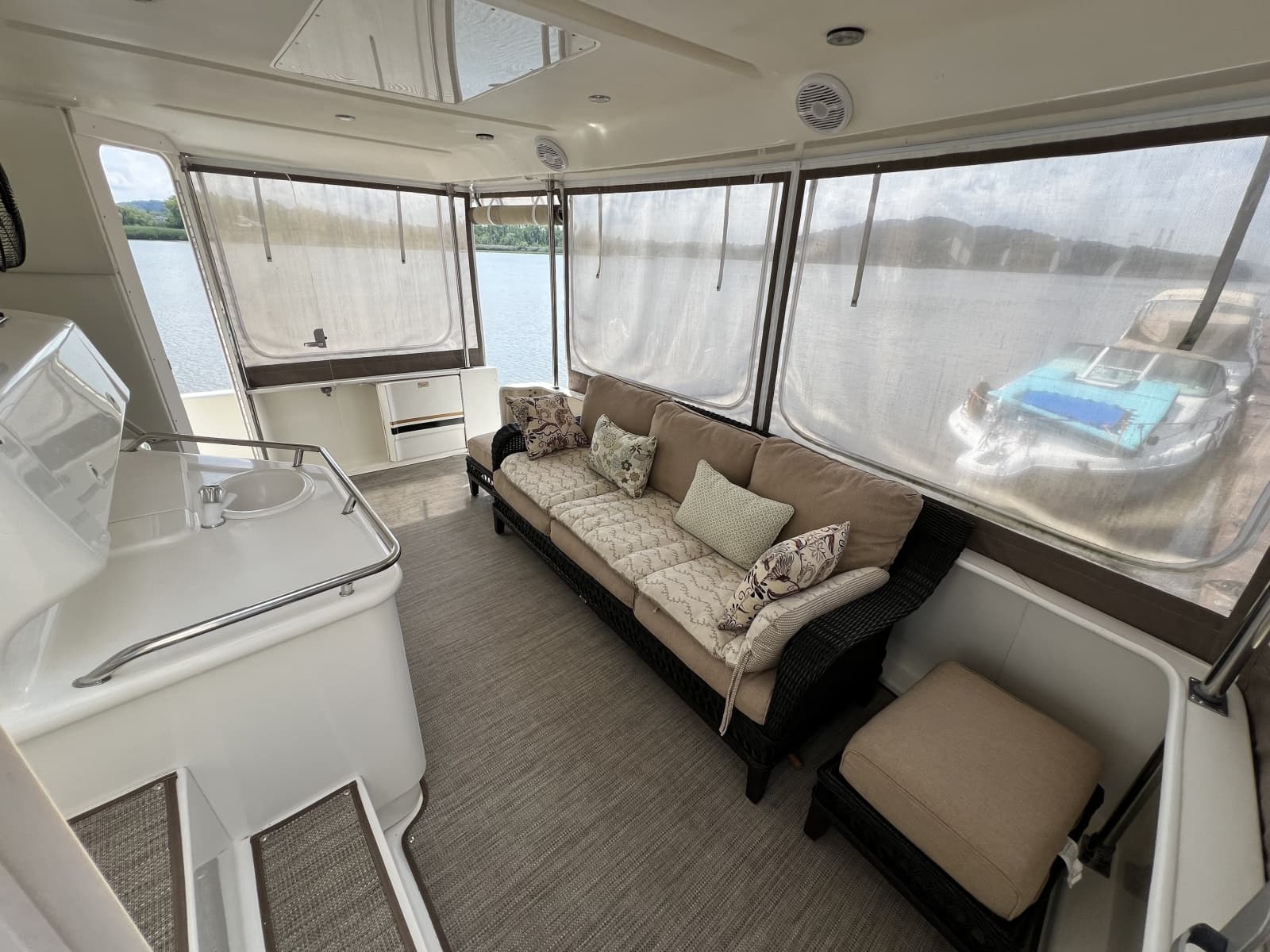 1999 Sea Ray 370 AC - Photo 4