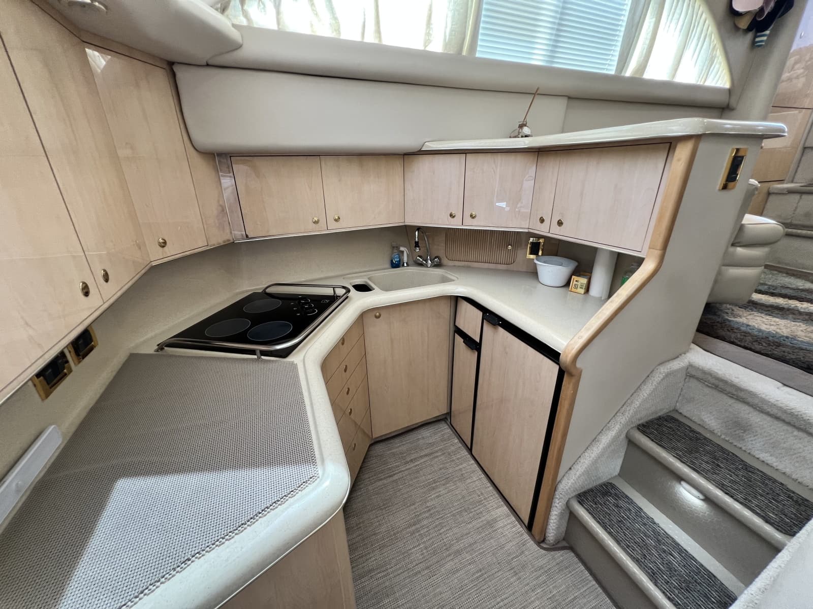 1999 Sea Ray 370 AC - Photo 18