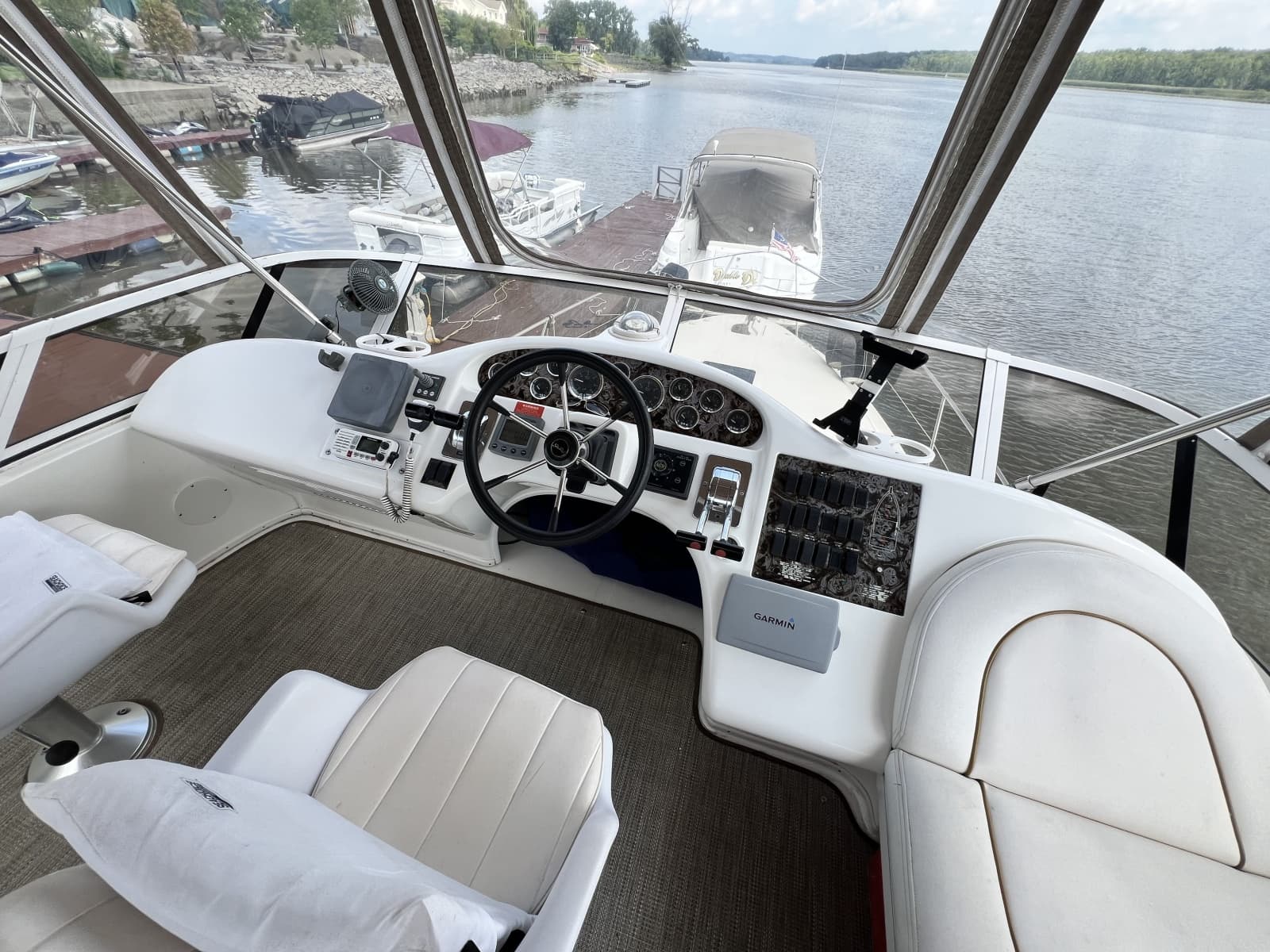 1999 Sea Ray 370 AC - Photo 7