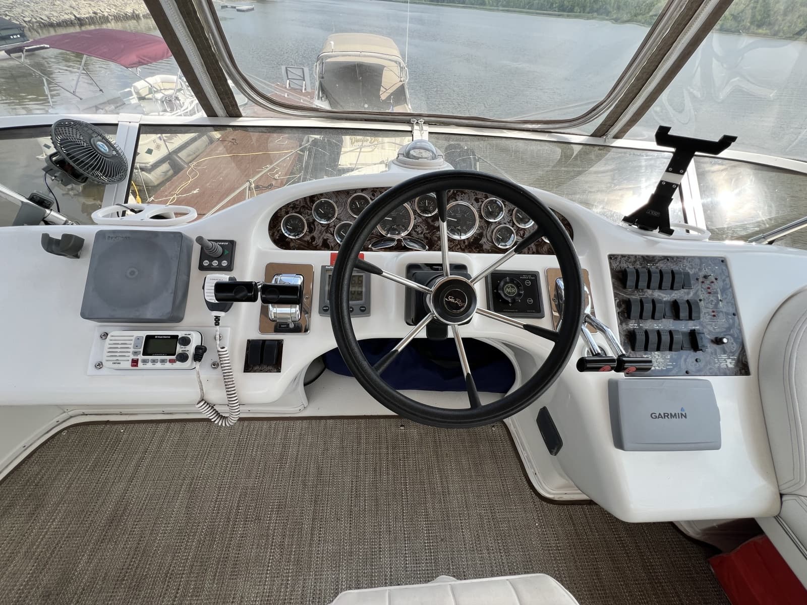 1999 Sea Ray 370 AC - Photo 54