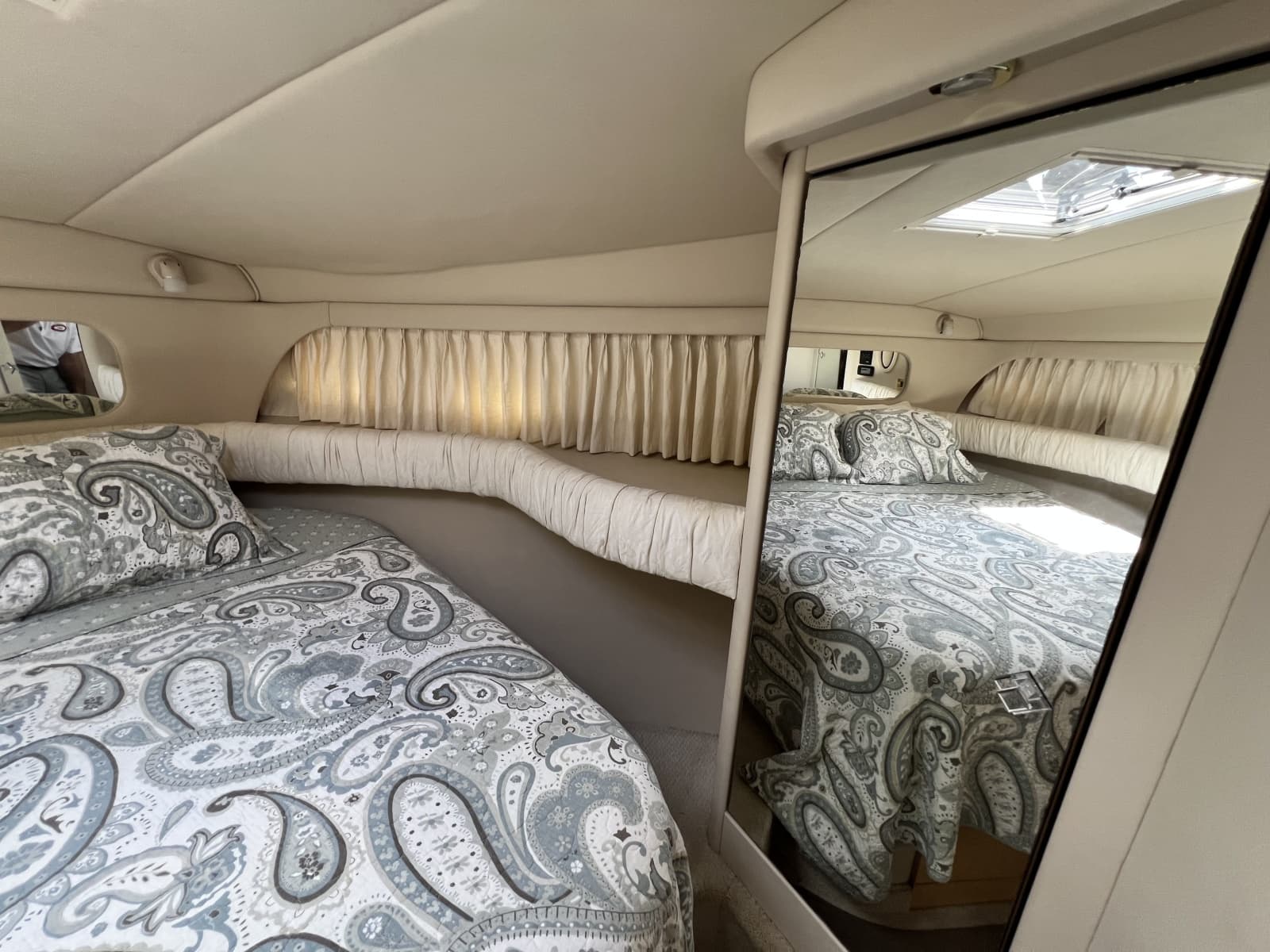 1999 Sea Ray 370 AC - Photo 21