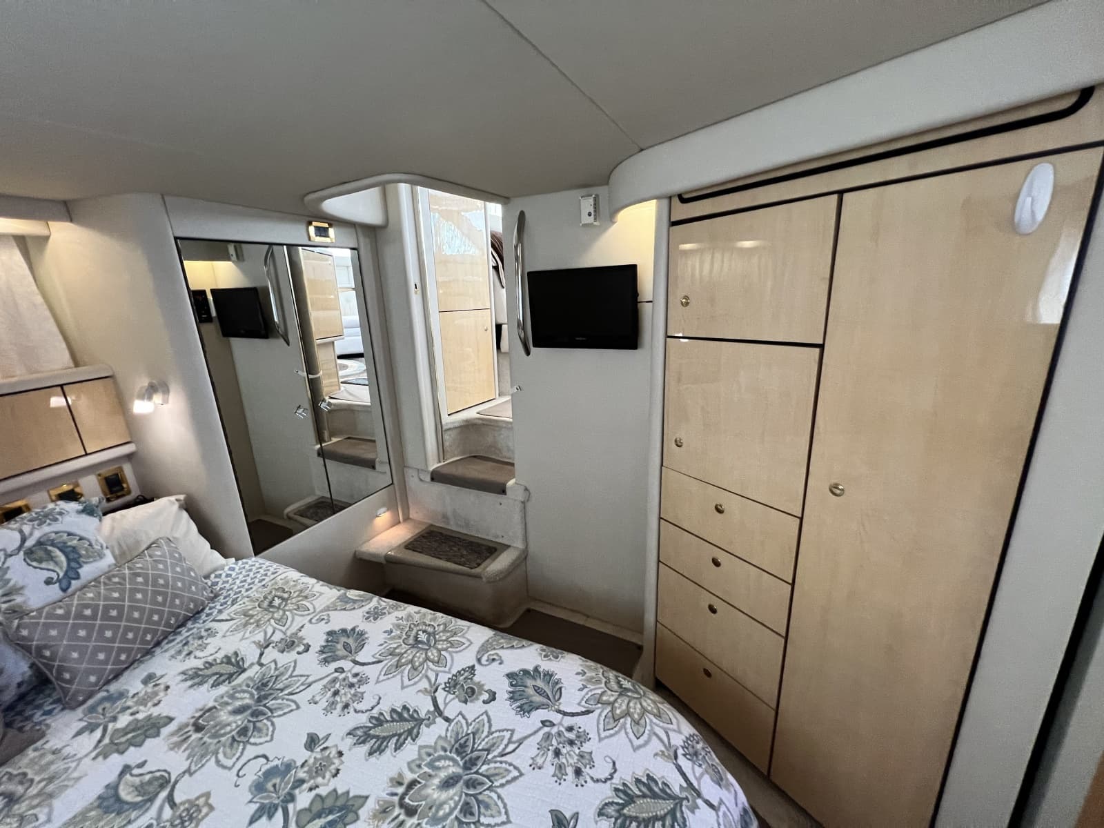 1999 Sea Ray 370 AC - Photo 31
