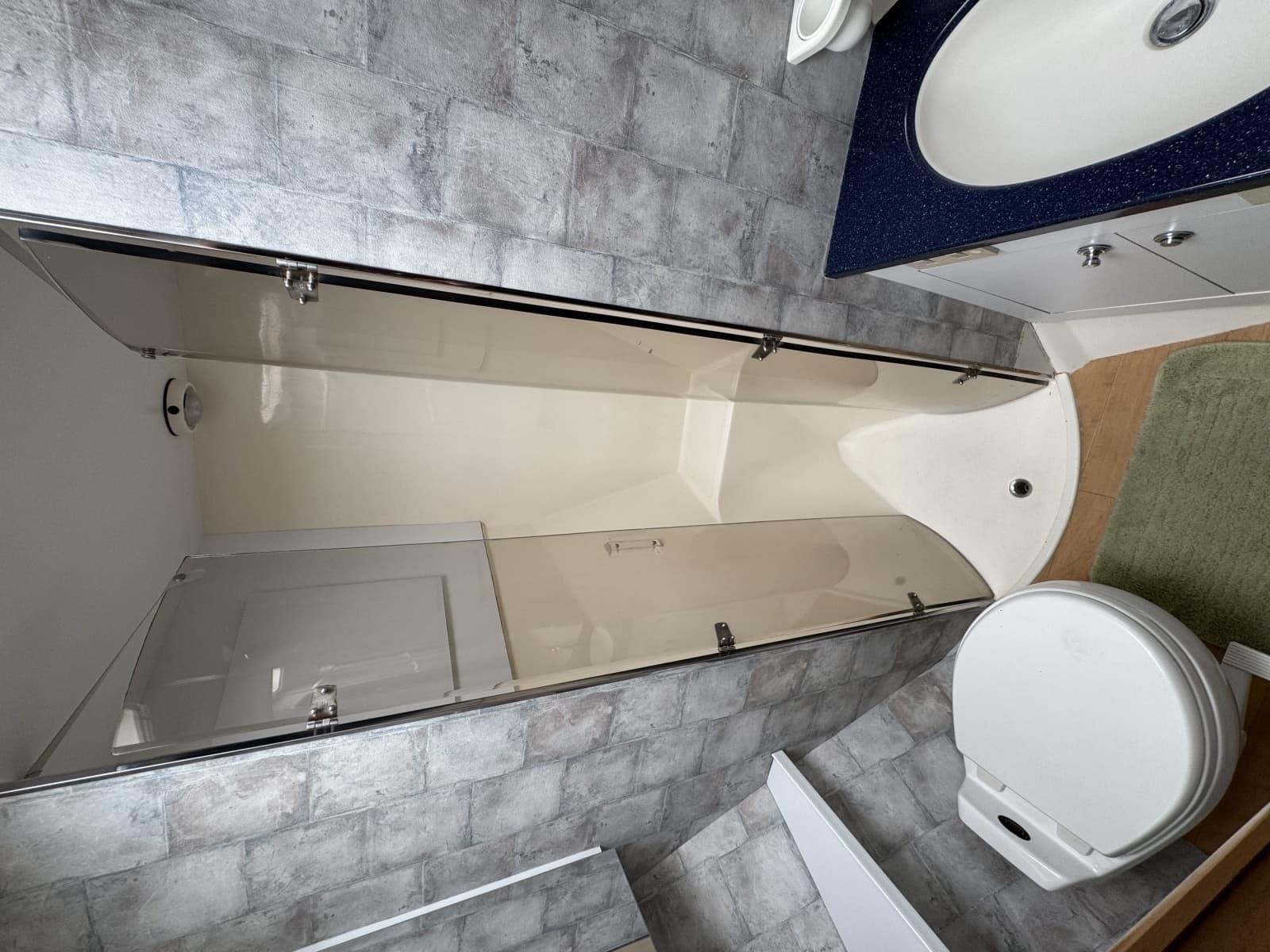 2002 Ocean Yachts 56 Super Sport - Photo 50