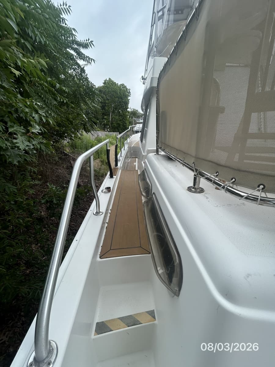 2000 Mainship 430 - Photo 12