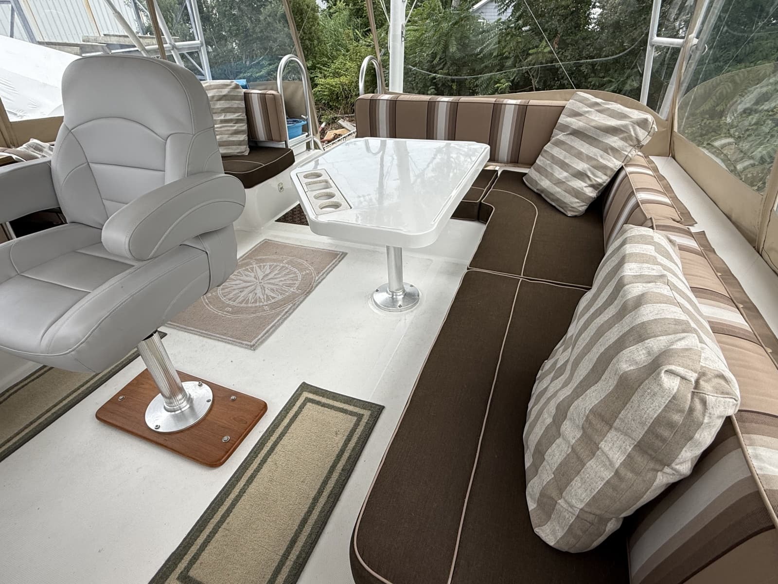 2000 Mainship 430 - Photo 27