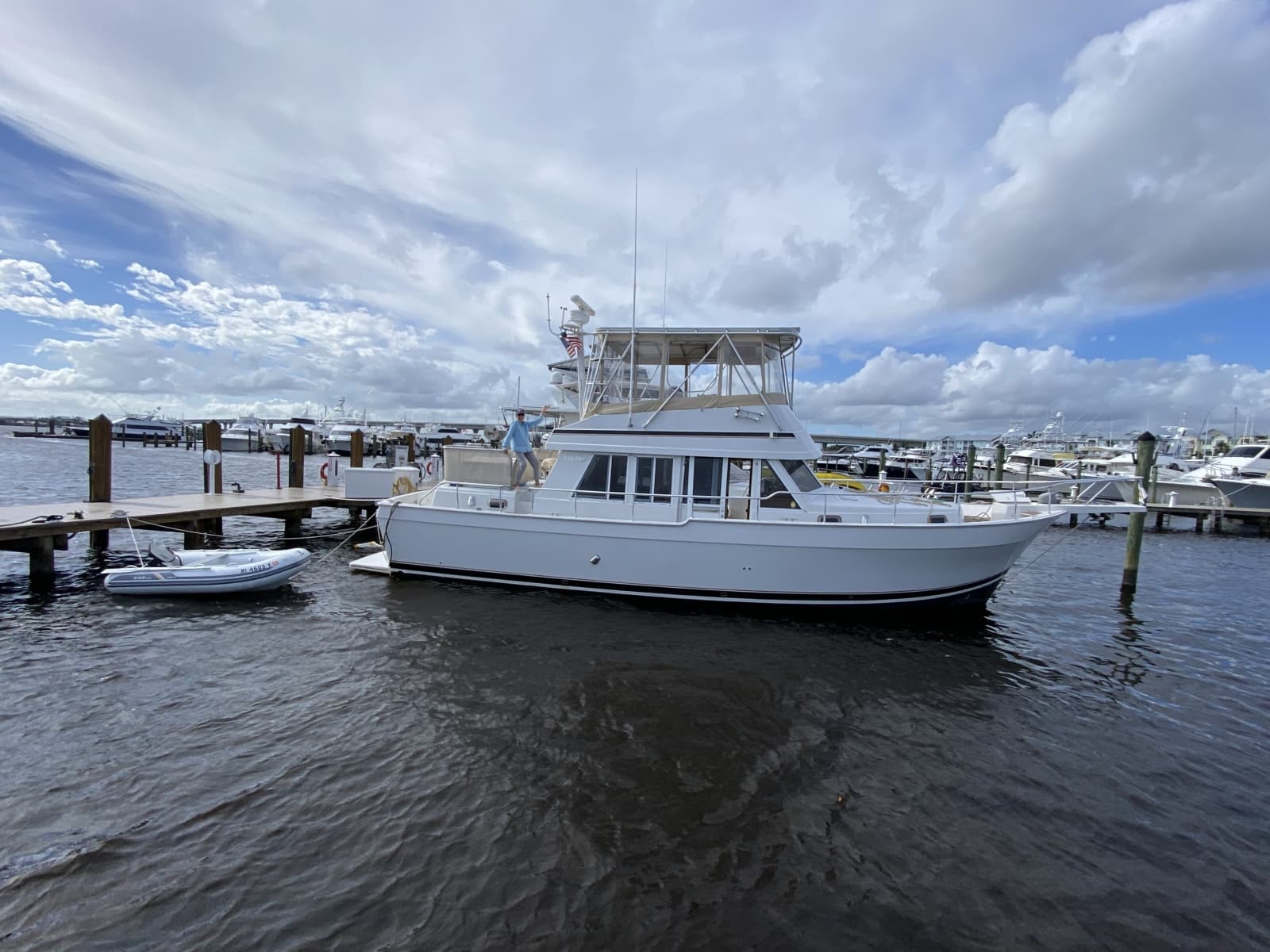 2000 Mainship 430 - Photo 1