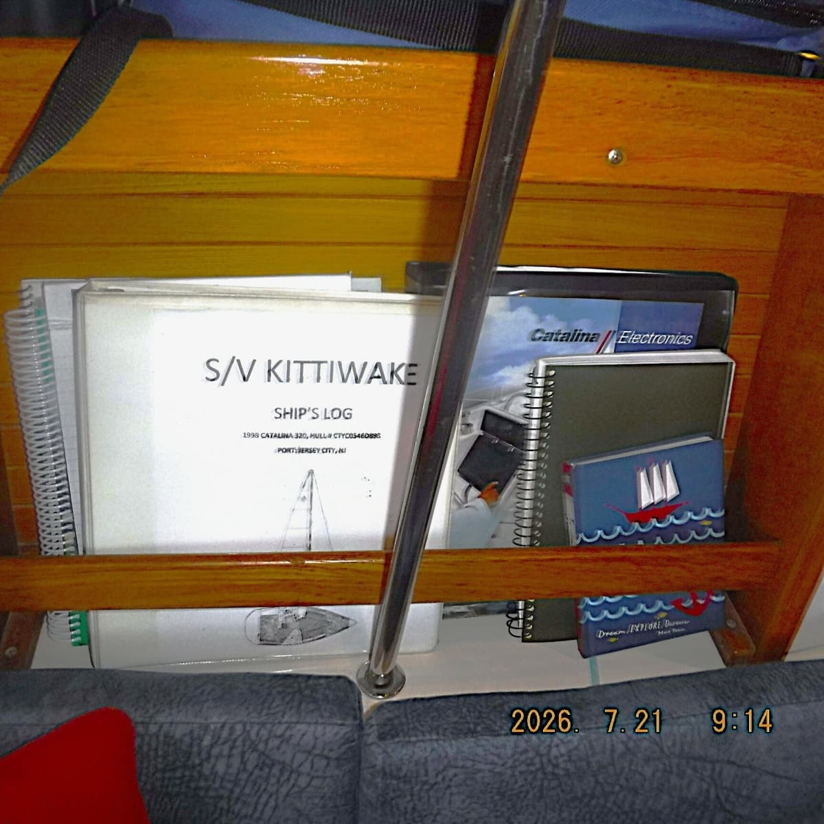 1998 Catalina 320 - Photo 45