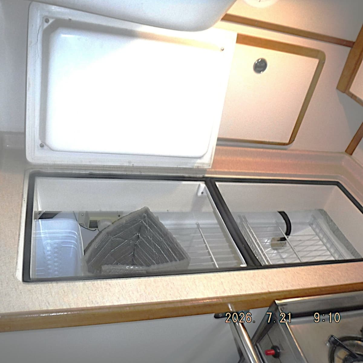 1998 Catalina 320 - Photo 38