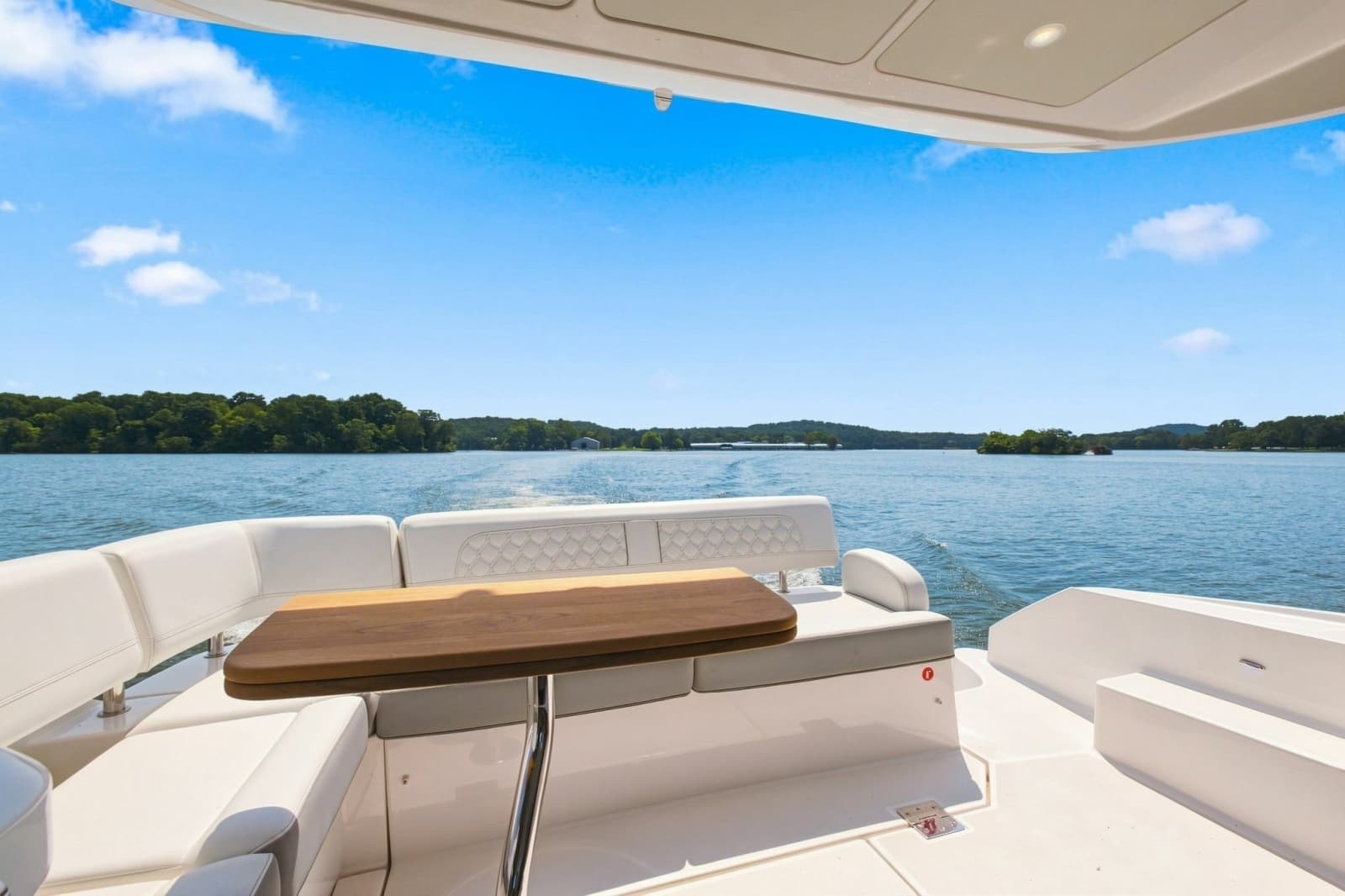 2025 Regal 42 Grande Coup - Photo 15