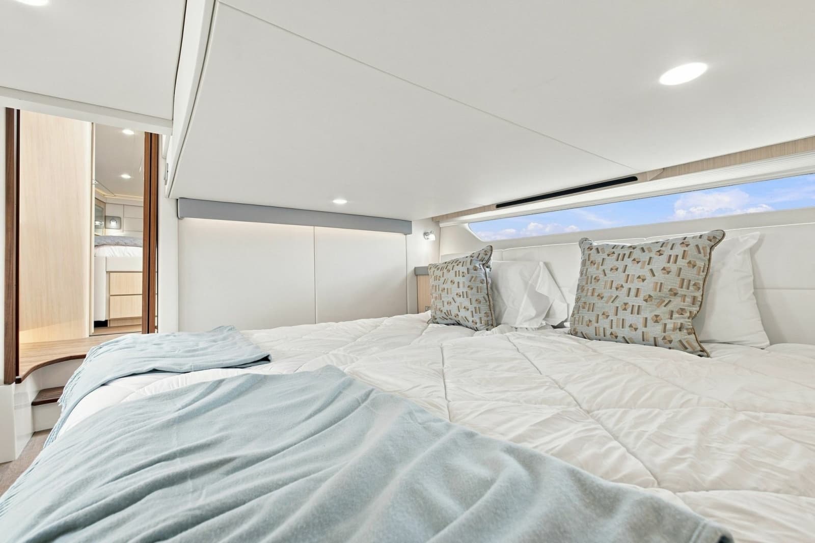 2025 Regal 42 Grande Coup - Photo 55