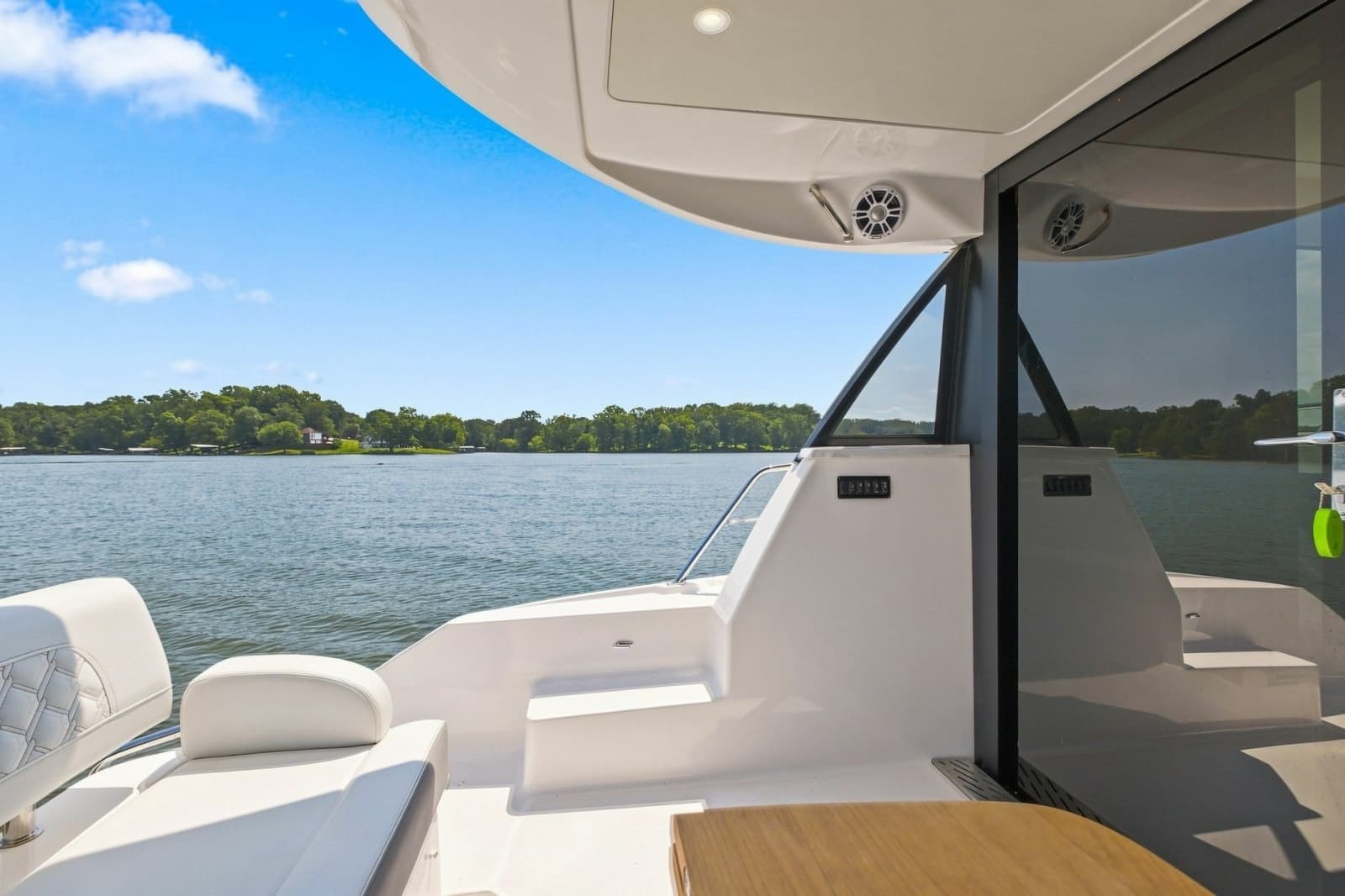 2025 Regal 42 Grande Coup - Photo 17