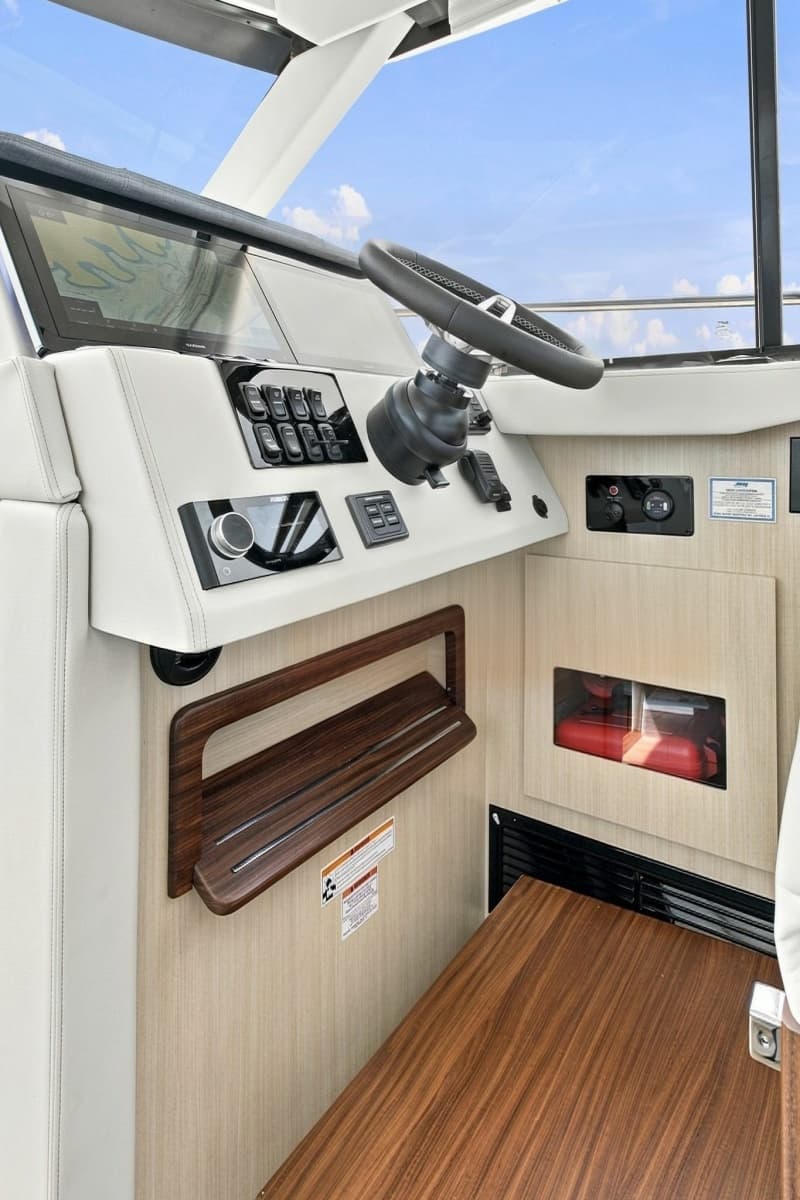2025 Regal 42 Grande Coup - Photo 30