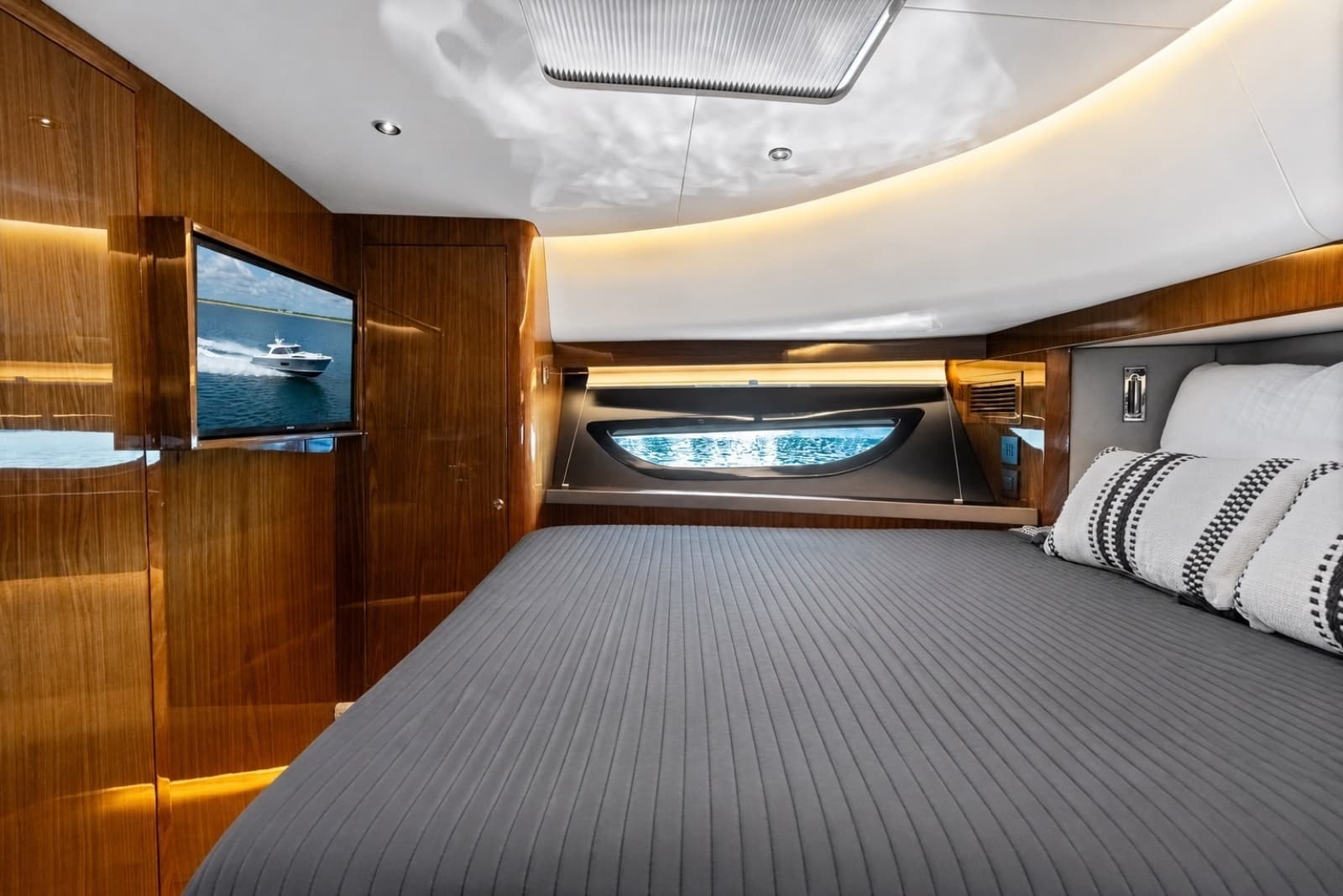 2026 ECLIPSE 505 Shadow - Photo 29