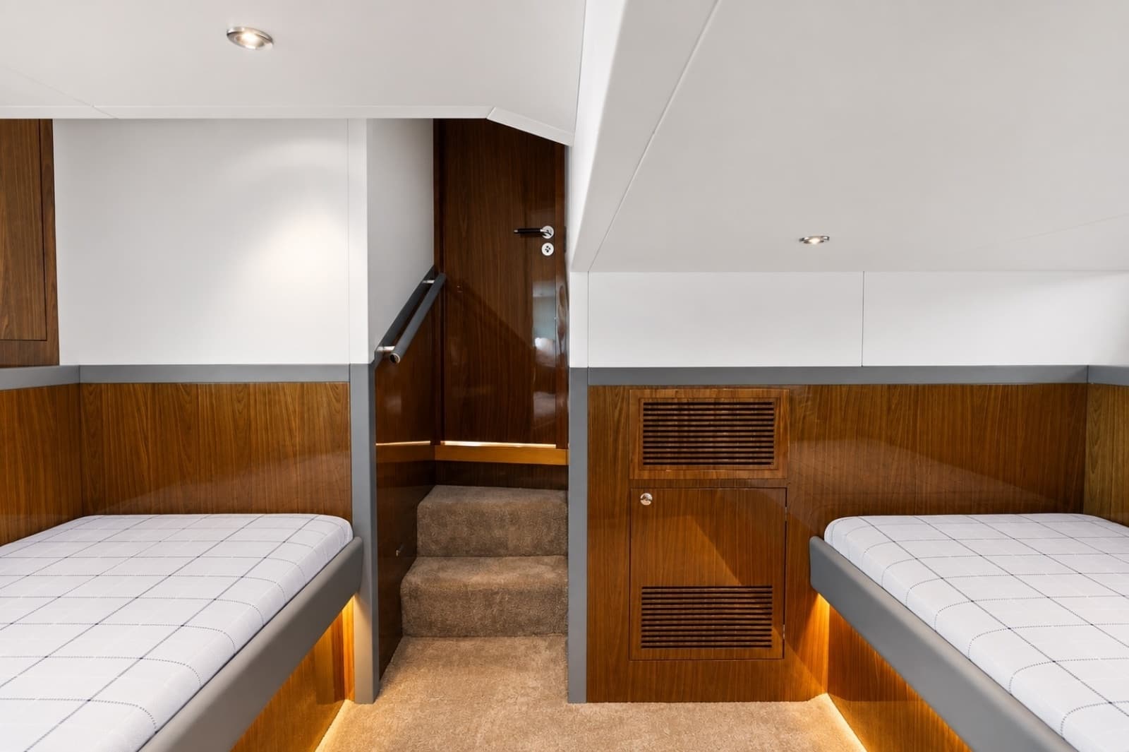 2026 ECLIPSE 505 Shadow - Photo 37