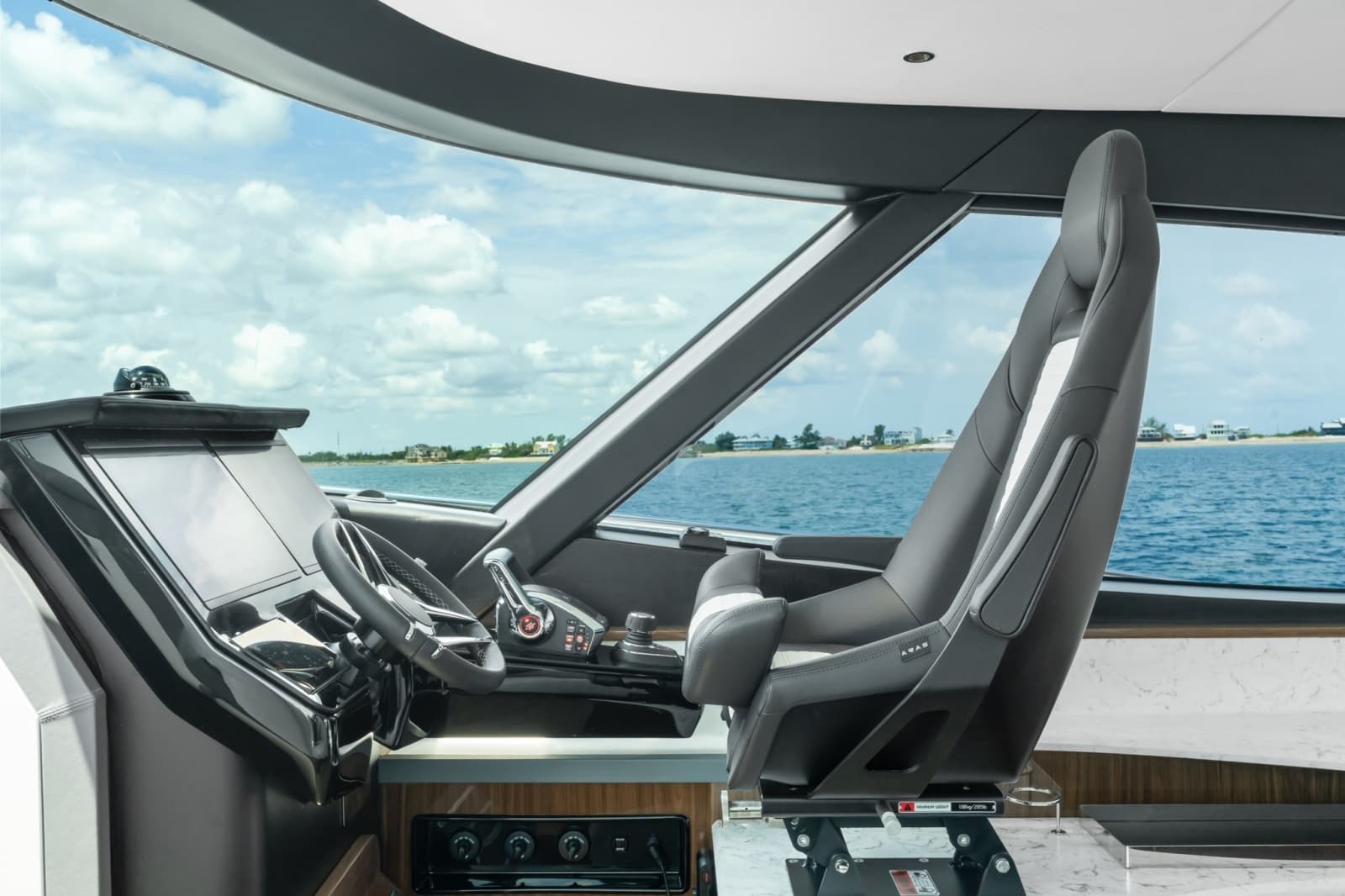 2026 ECLIPSE 505 Shadow - Photo 23
