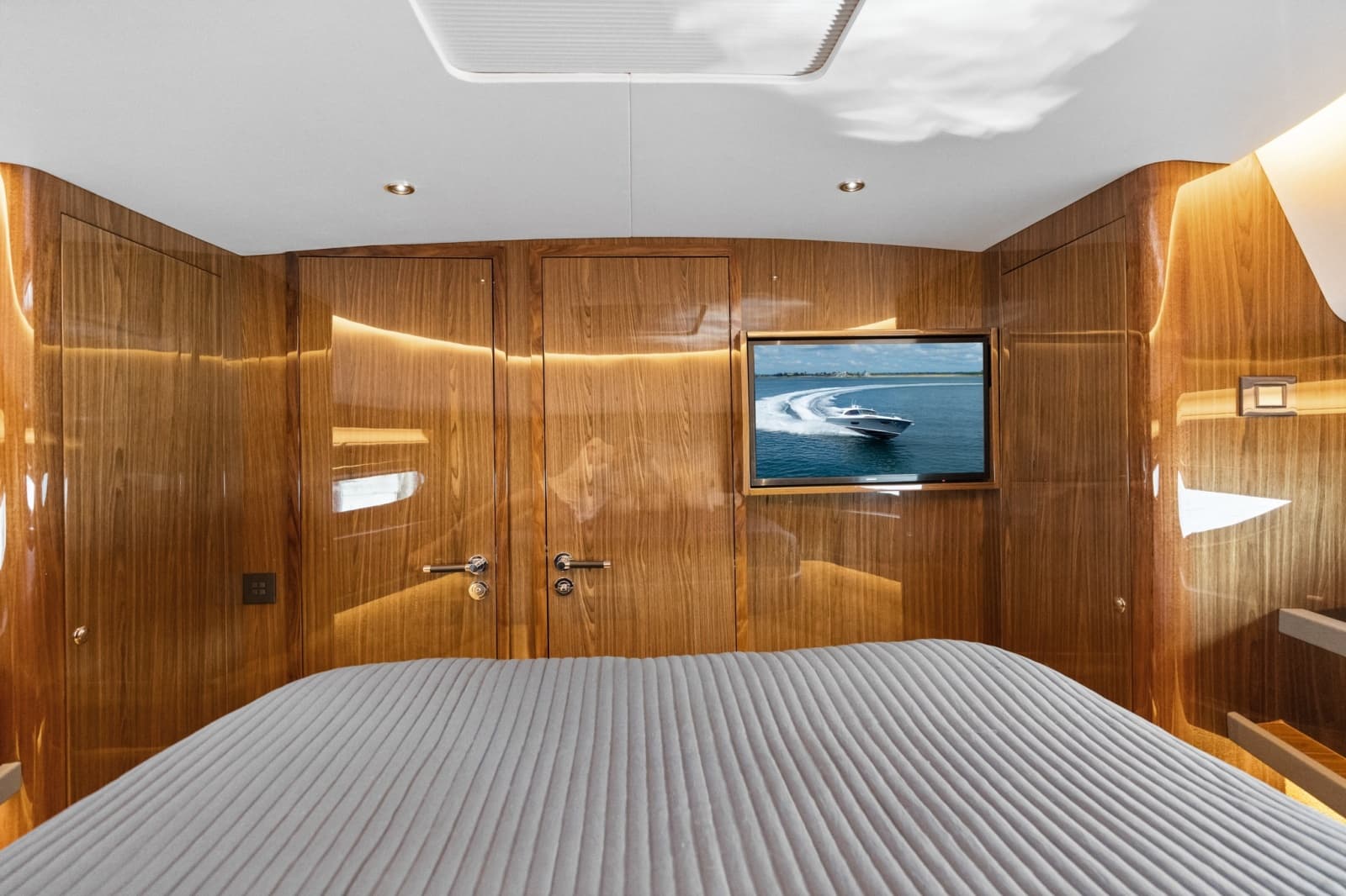 2026 ECLIPSE 505 Shadow - Photo 30