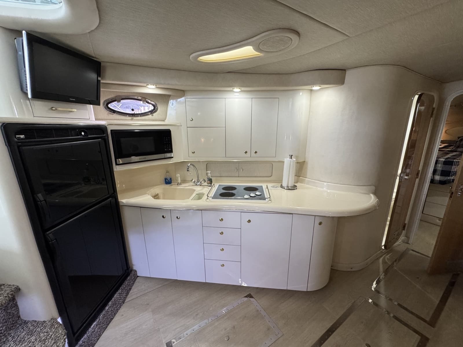 1997 Sea Ray 400 Sundancer - Photo 23