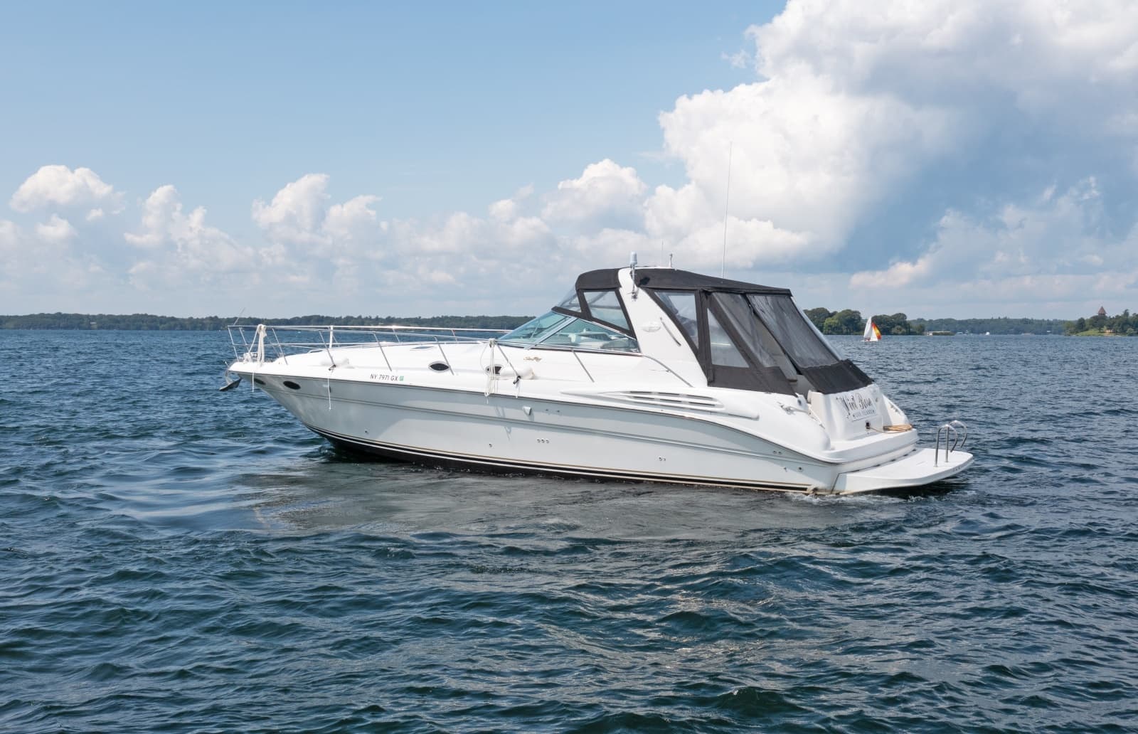 1997 Sea Ray 400 Sundancer - Photo 2