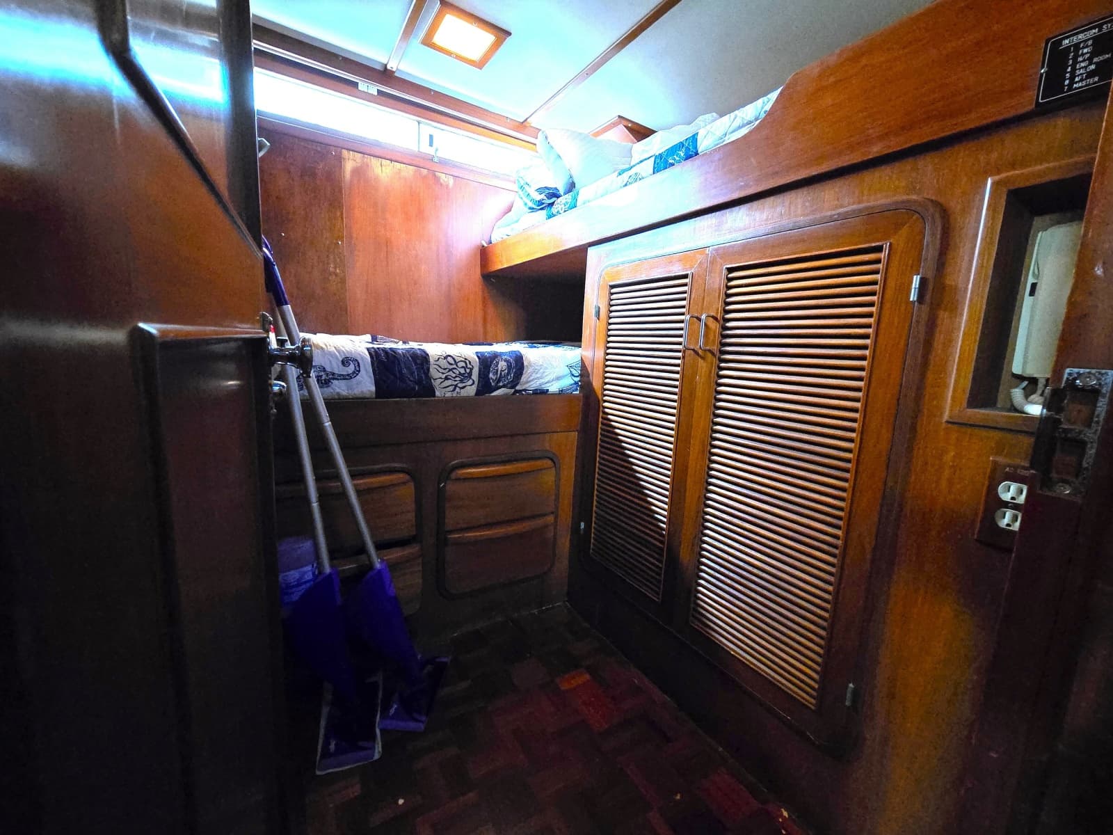 1988 Marine Trader Montechristo 56 - Photo 61