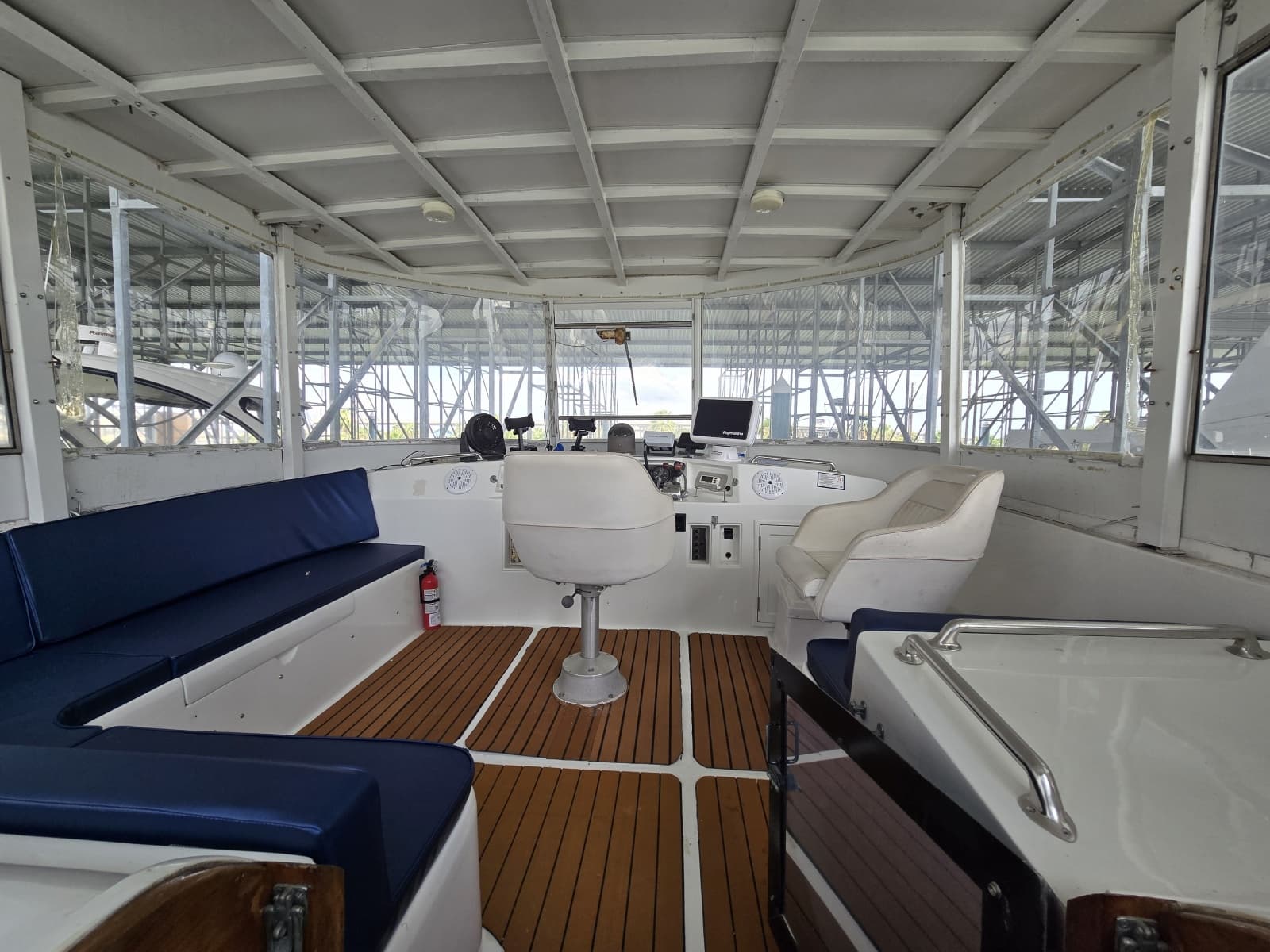 1988 Marine Trader Montechristo 56 - Photo 33