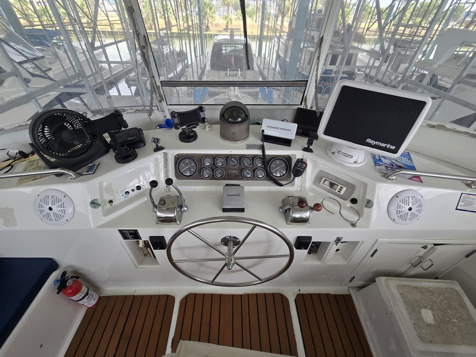 1988 Marine Trader Montechristo 56 - Photo 35