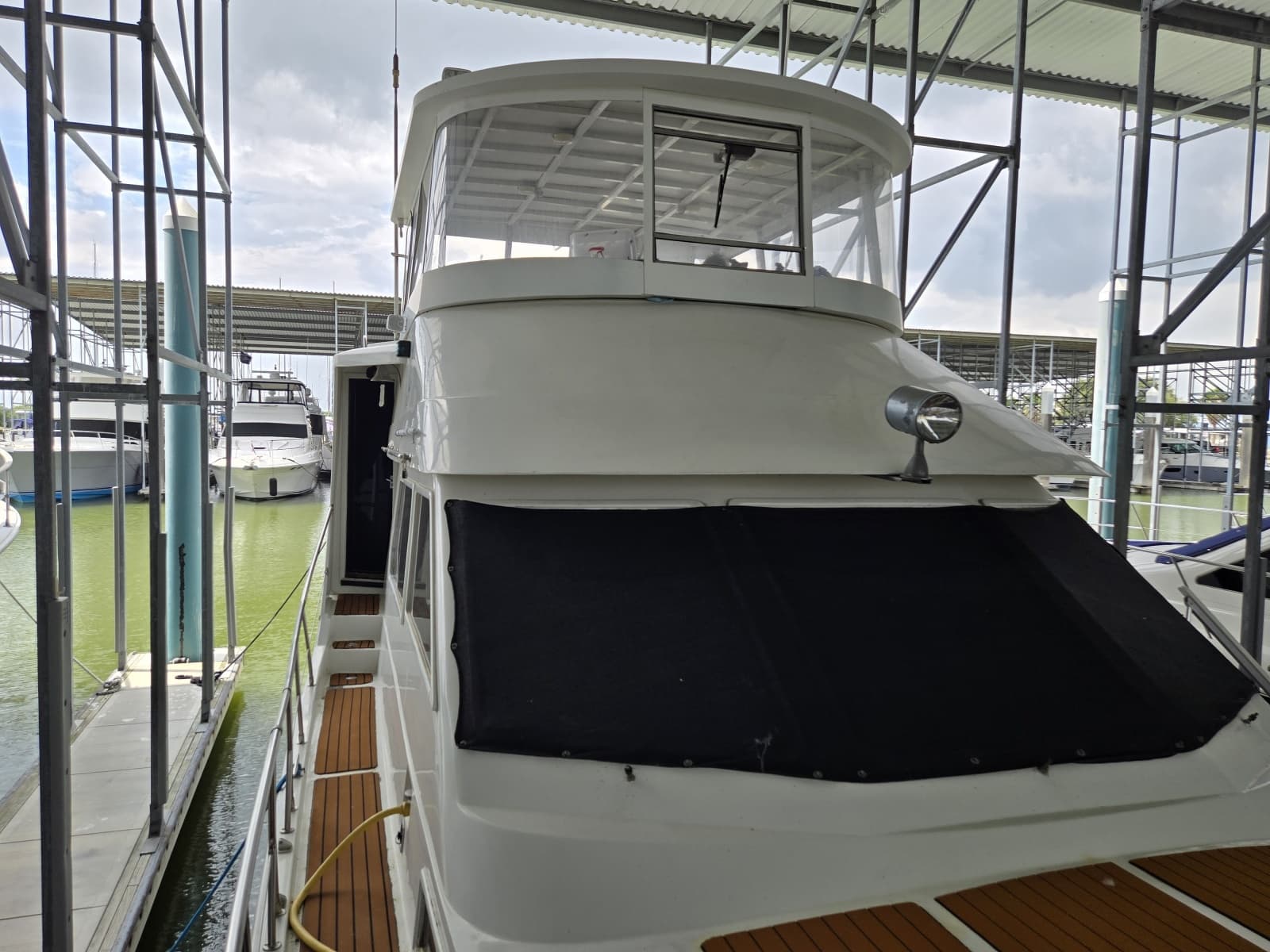 1988 Marine Trader Montechristo 56 - Photo 23