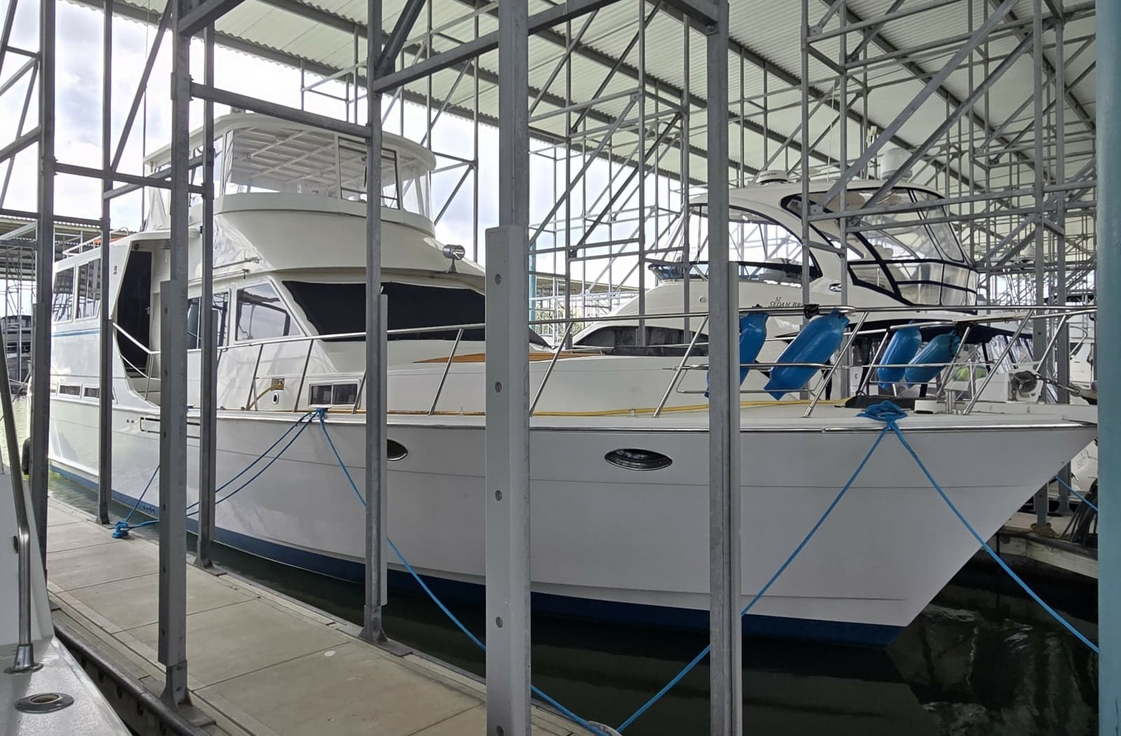 1988 Marine Trader Montechristo 56 - Photo 1