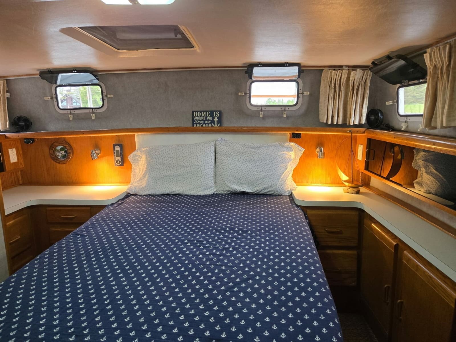1988 Mainship Double Cabin - Photo 8
