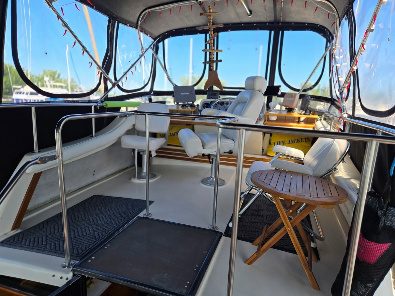 1988 Mainship Double Cabin - Photo 4