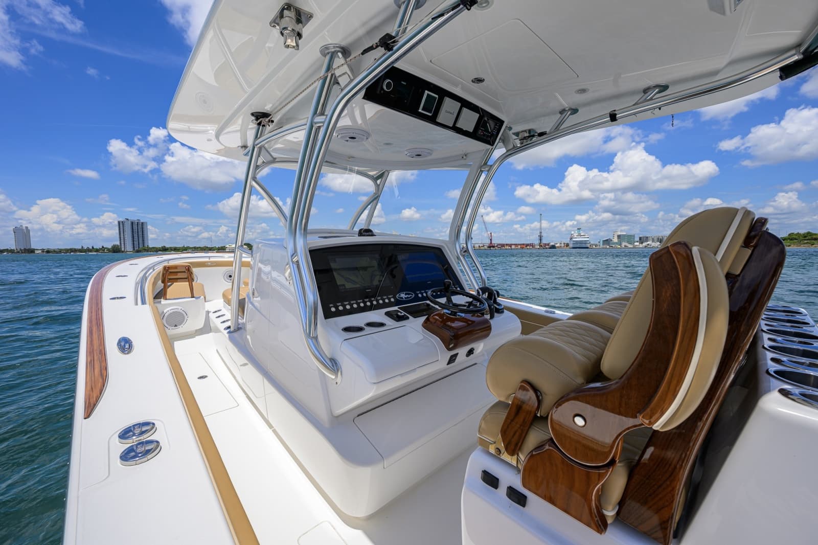2023 Valhalla Boatworks V-37 - Photo 5