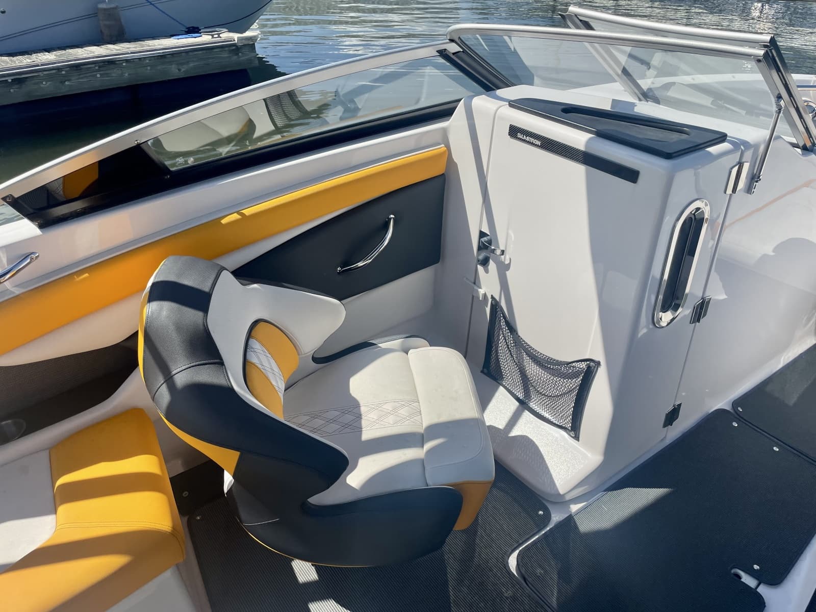 2016 Glastron GTS - Photo 2