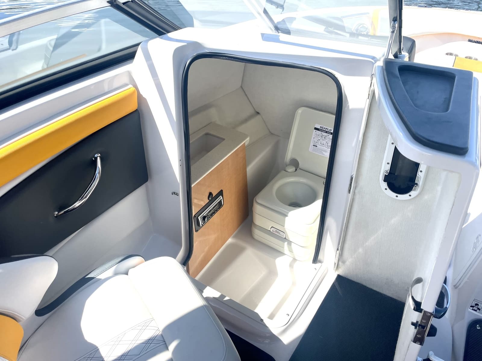 2016 Glastron GTS - Photo 6