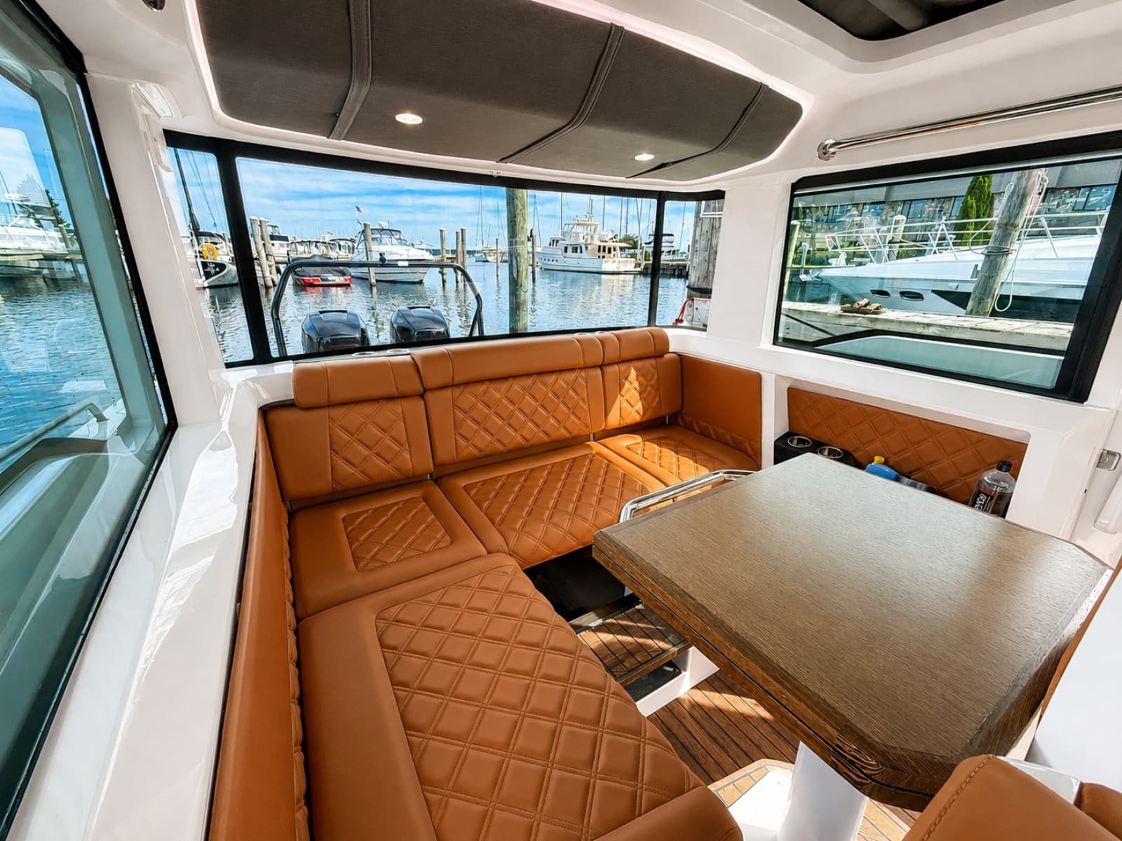 2022 Axopar Brabus 37 XC Cross Cabin - Photo 25