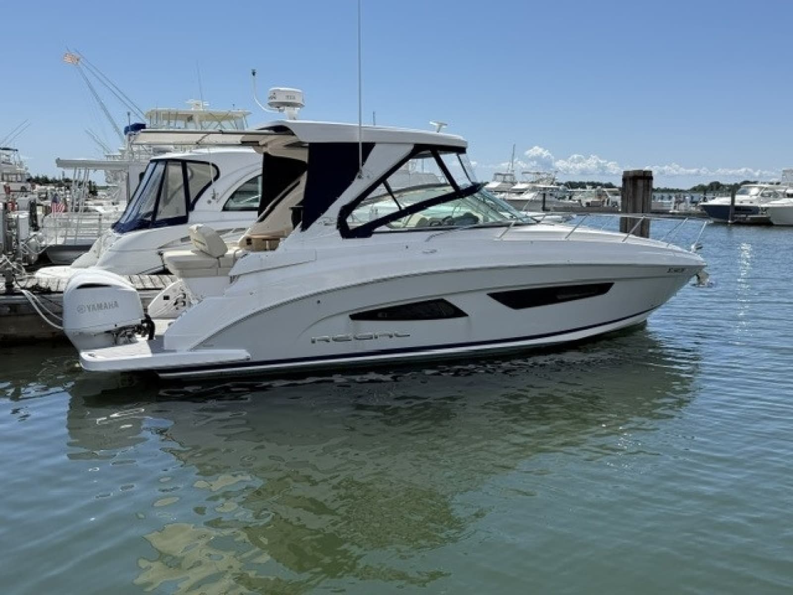 2020 Regal 33 XO - Photo 1