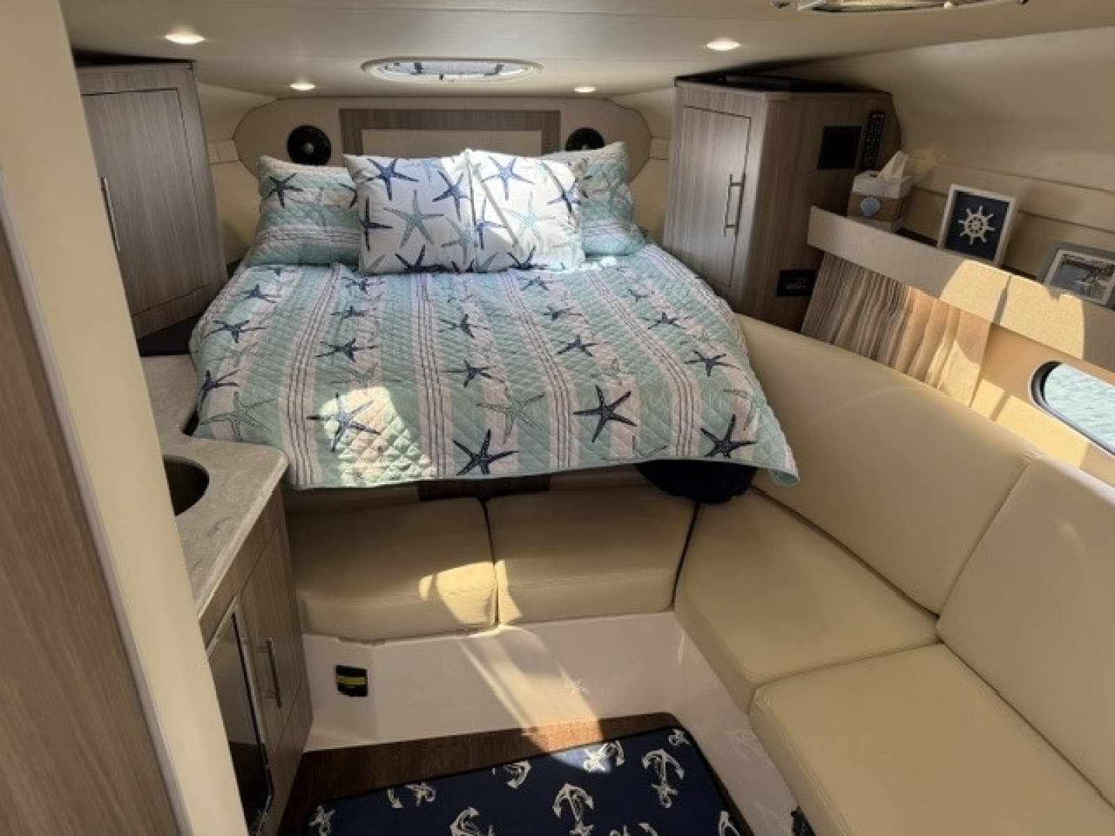 2020 Regal 33 XO - Photo 14