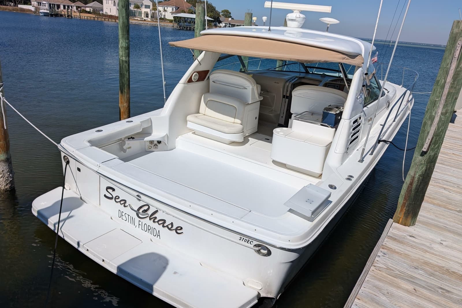 1999 Sea Ray 370 Express Cruiser - Photo 27