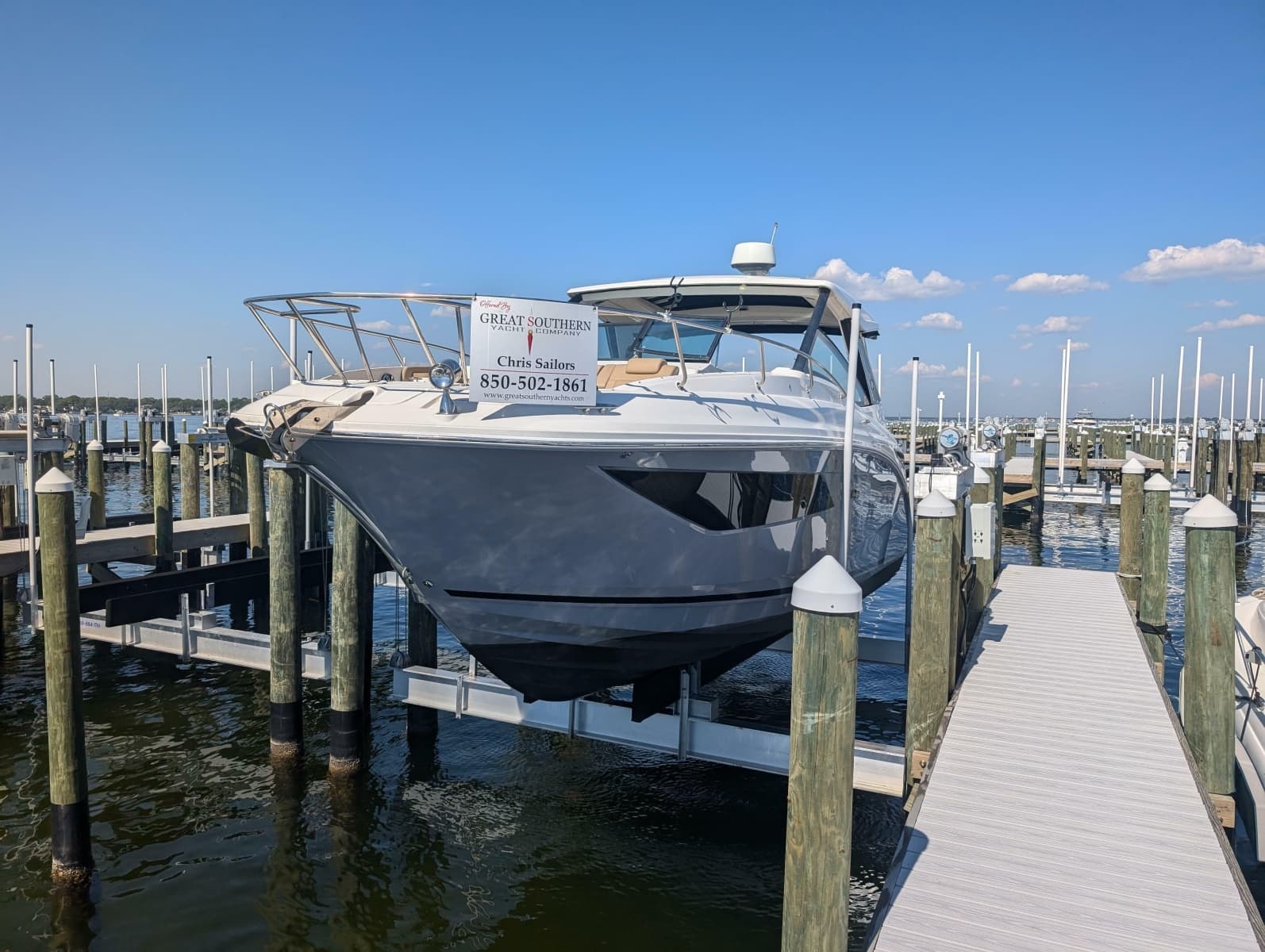 2019 Sea Ray Sundancer 320 - Photo 22