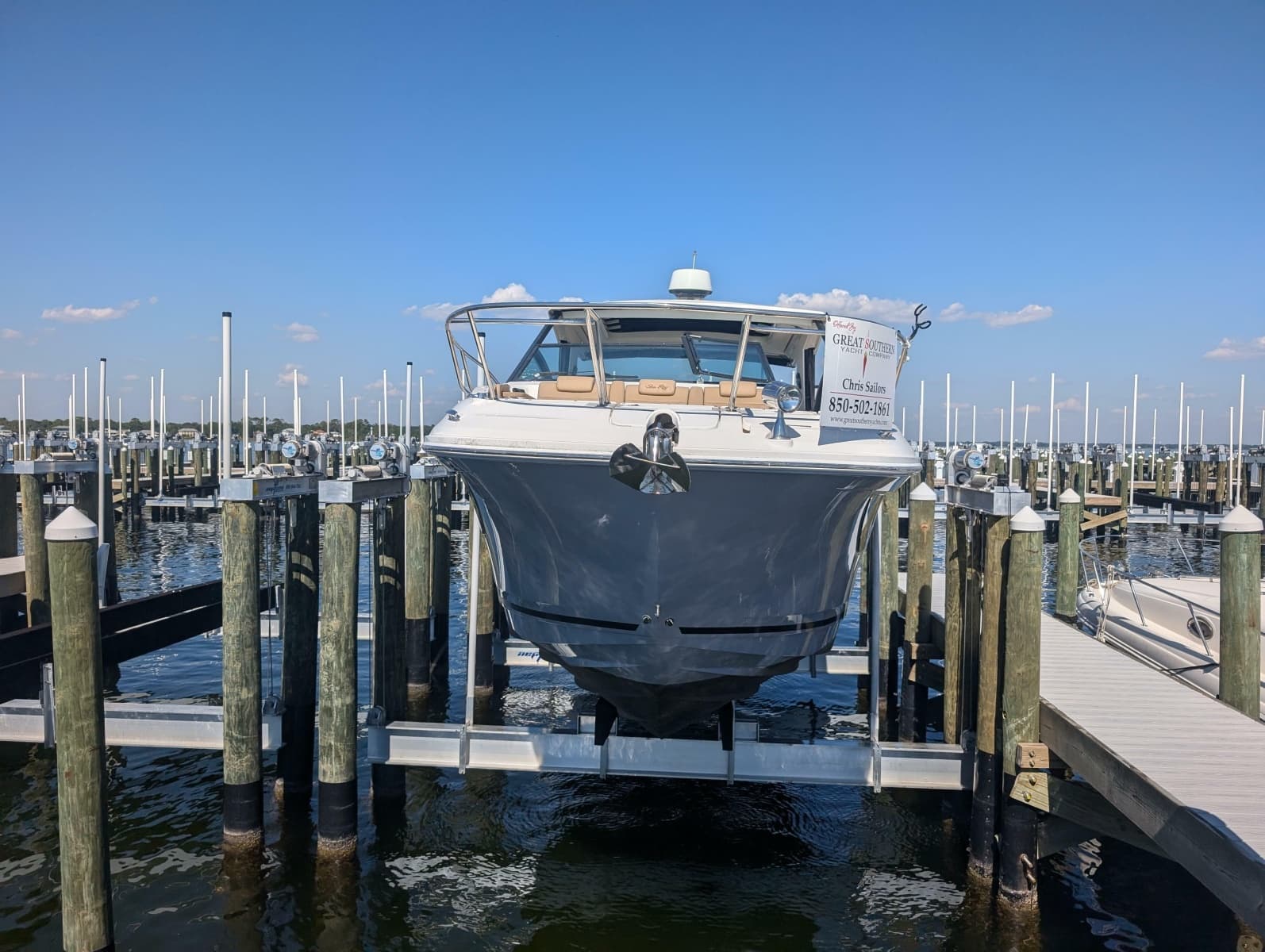 2019 Sea Ray Sundancer 320 - Photo 23
