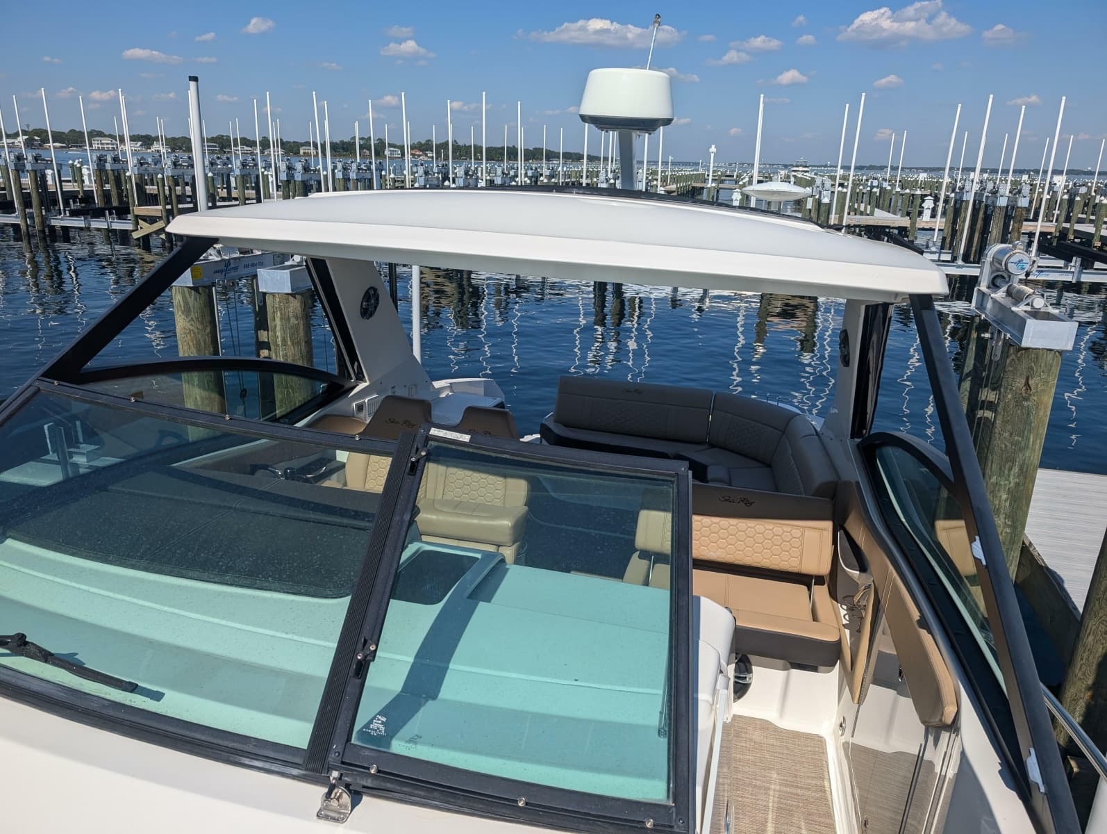 2019 Sea Ray Sundancer 320 - Photo 7
